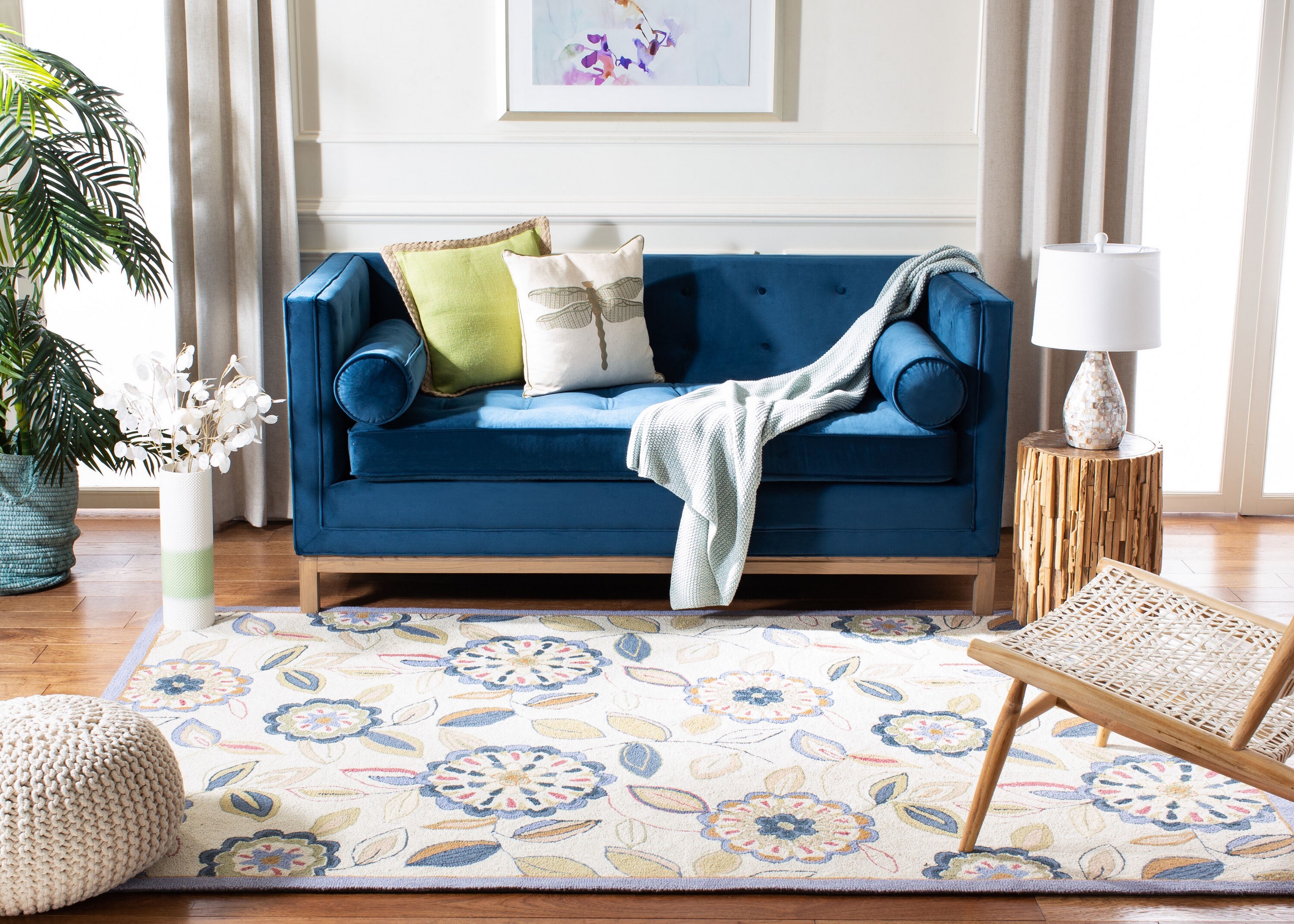 Ivory and Blue Floral Hand-Hooked Wool Circle Area Rug