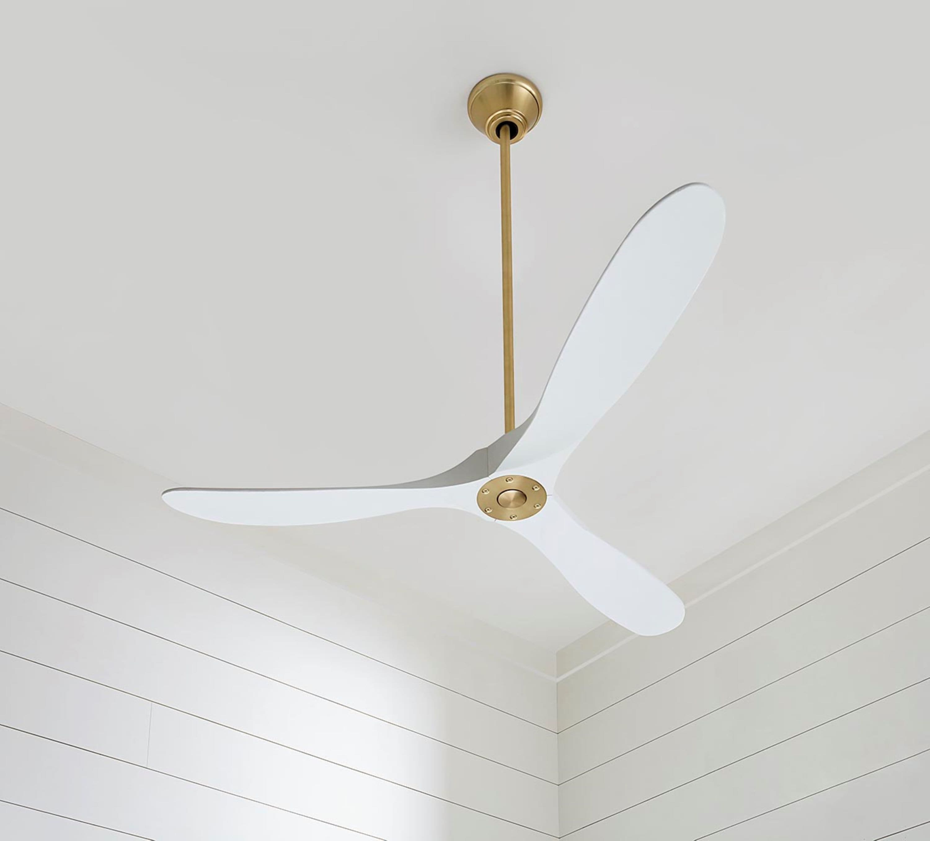 Generation Lighting 3MAVR60RZWBBS Maverick 60-in Outdoor Burnished Brass with Matte White Blades Ceiling Fan Without Light - Remote Included ( 3 -Blade )