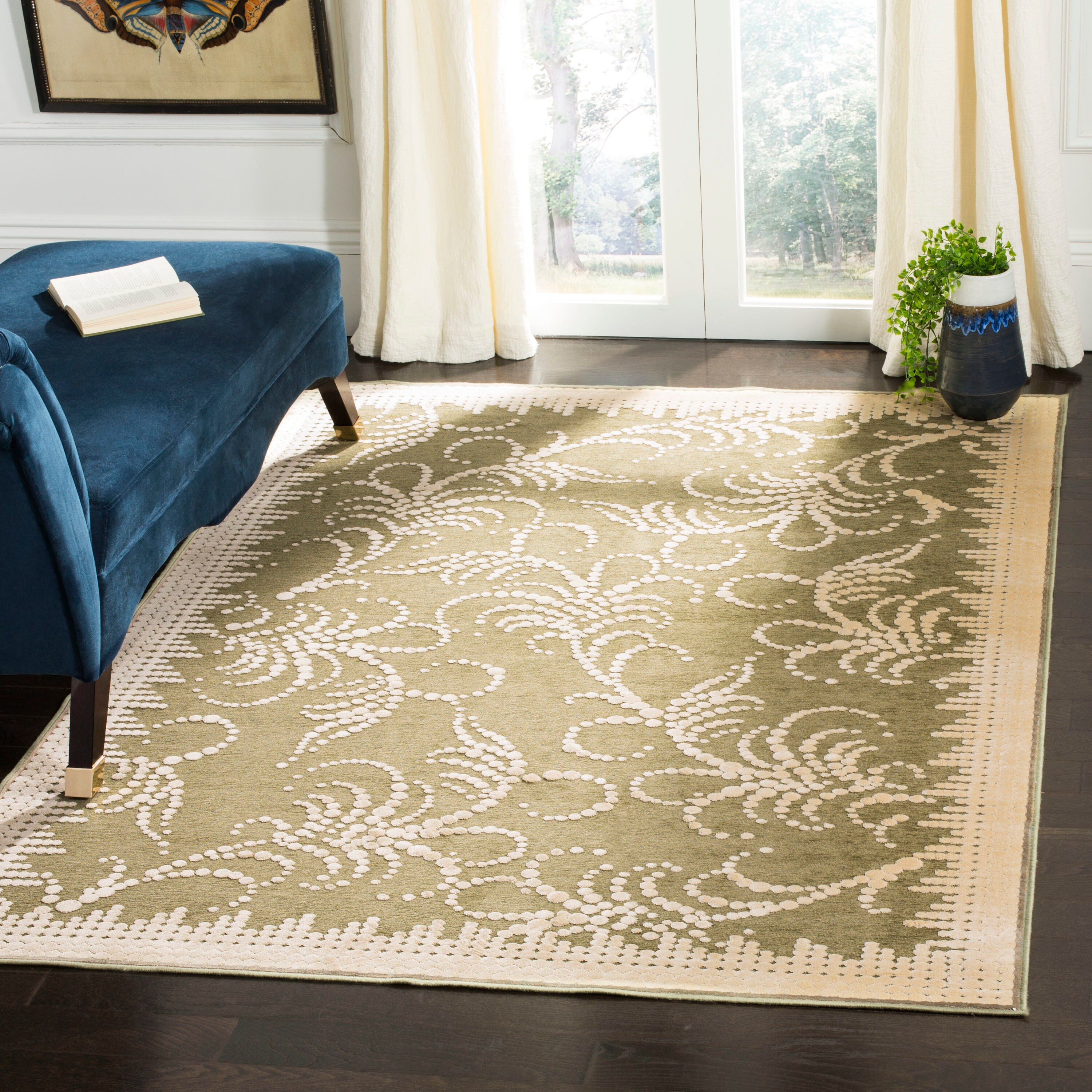 Green and Ivory Floral Wool Viscose Area Rug 5'3" x 7'6"