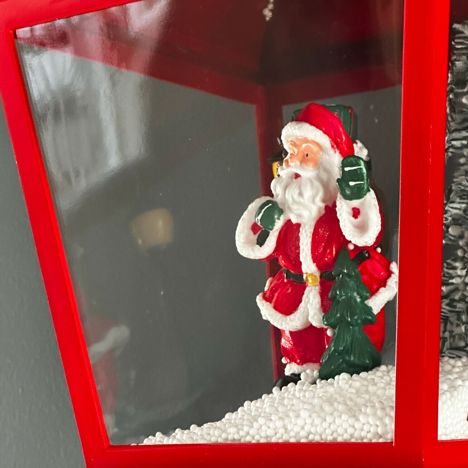 Fraser Hill Farm FSTL025SQA-RD Table-Christmas-Decorations - View #10