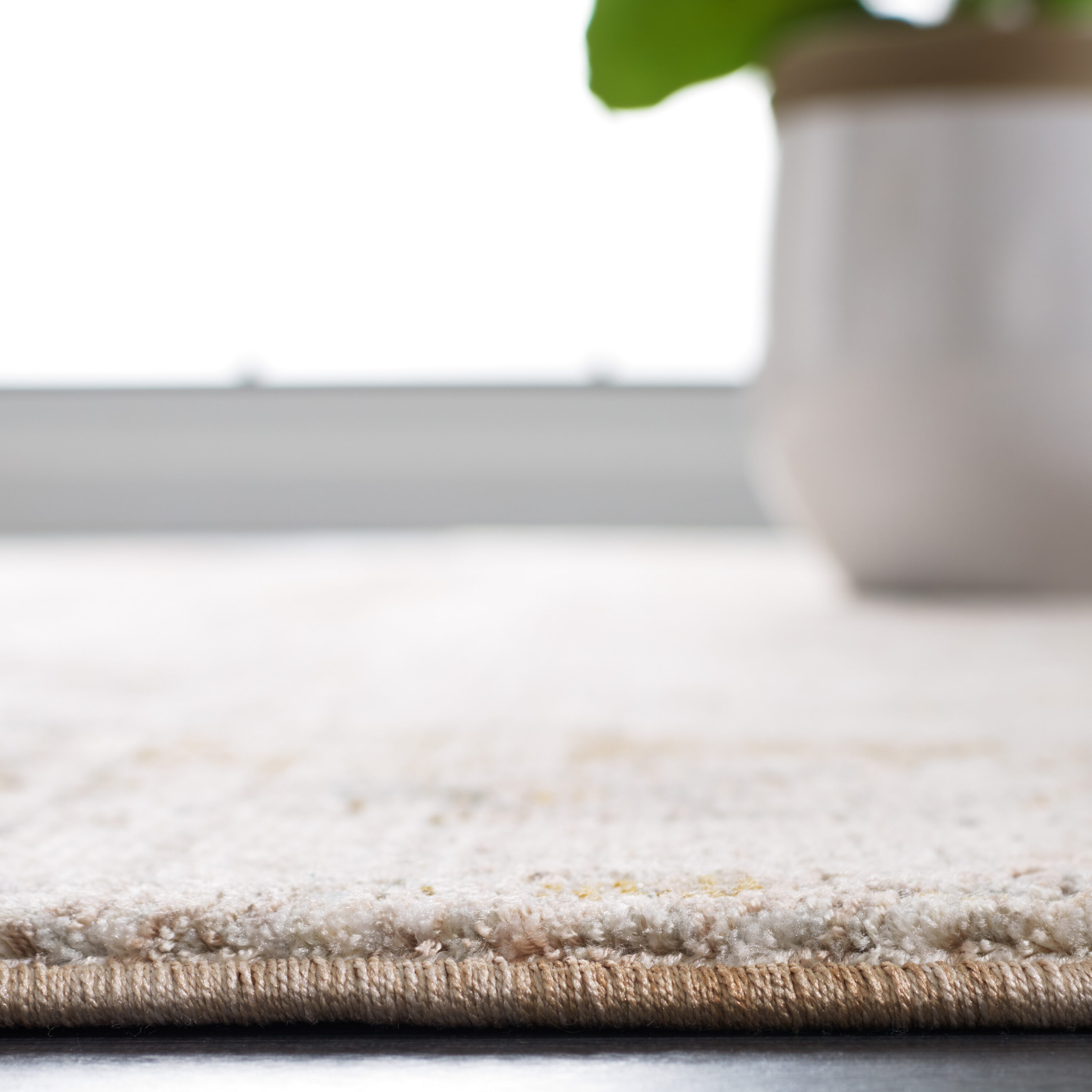 Safavieh LIM719B-4 rugs - View #5