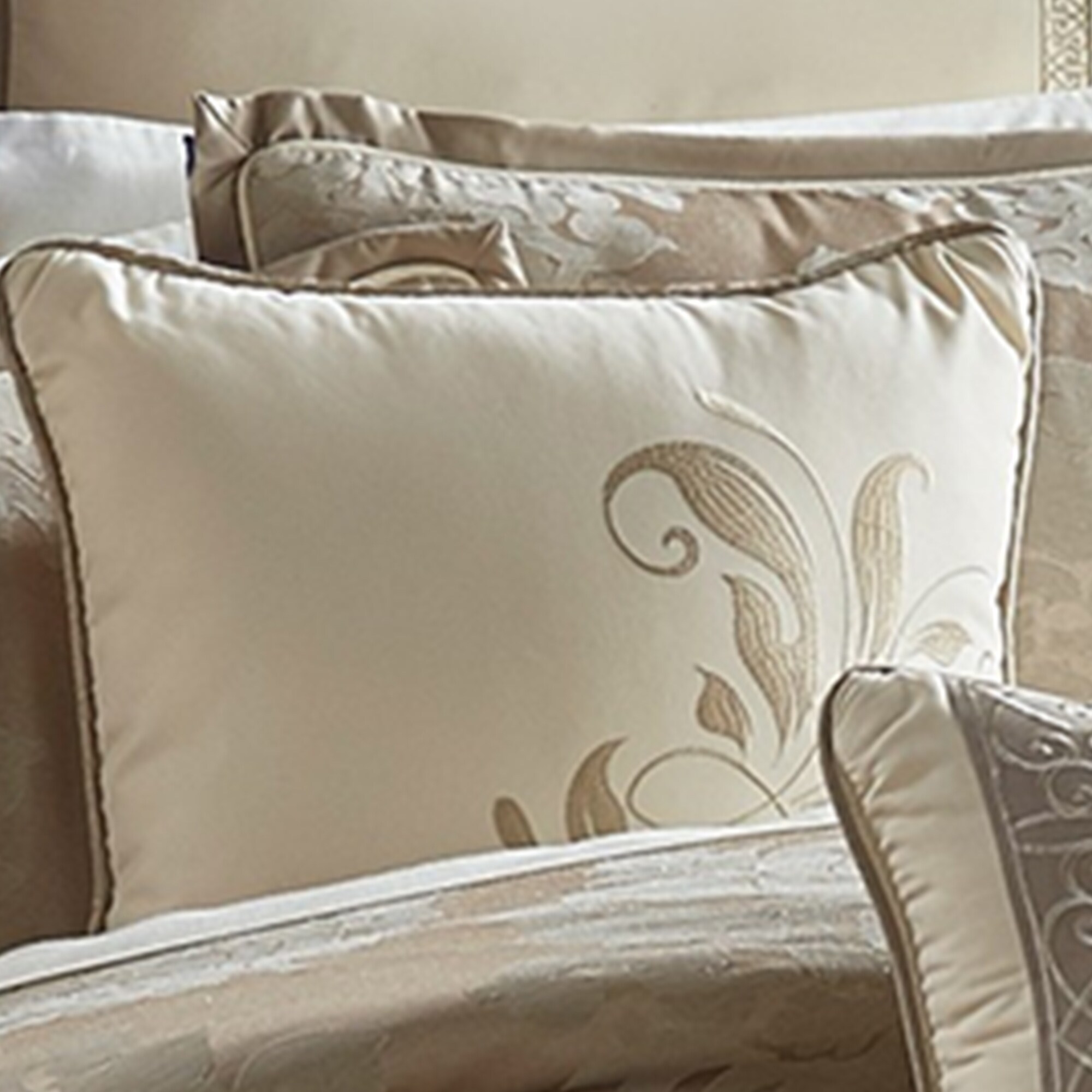 Benzara BM225169 Comforters-And-Bedspreads - View #5