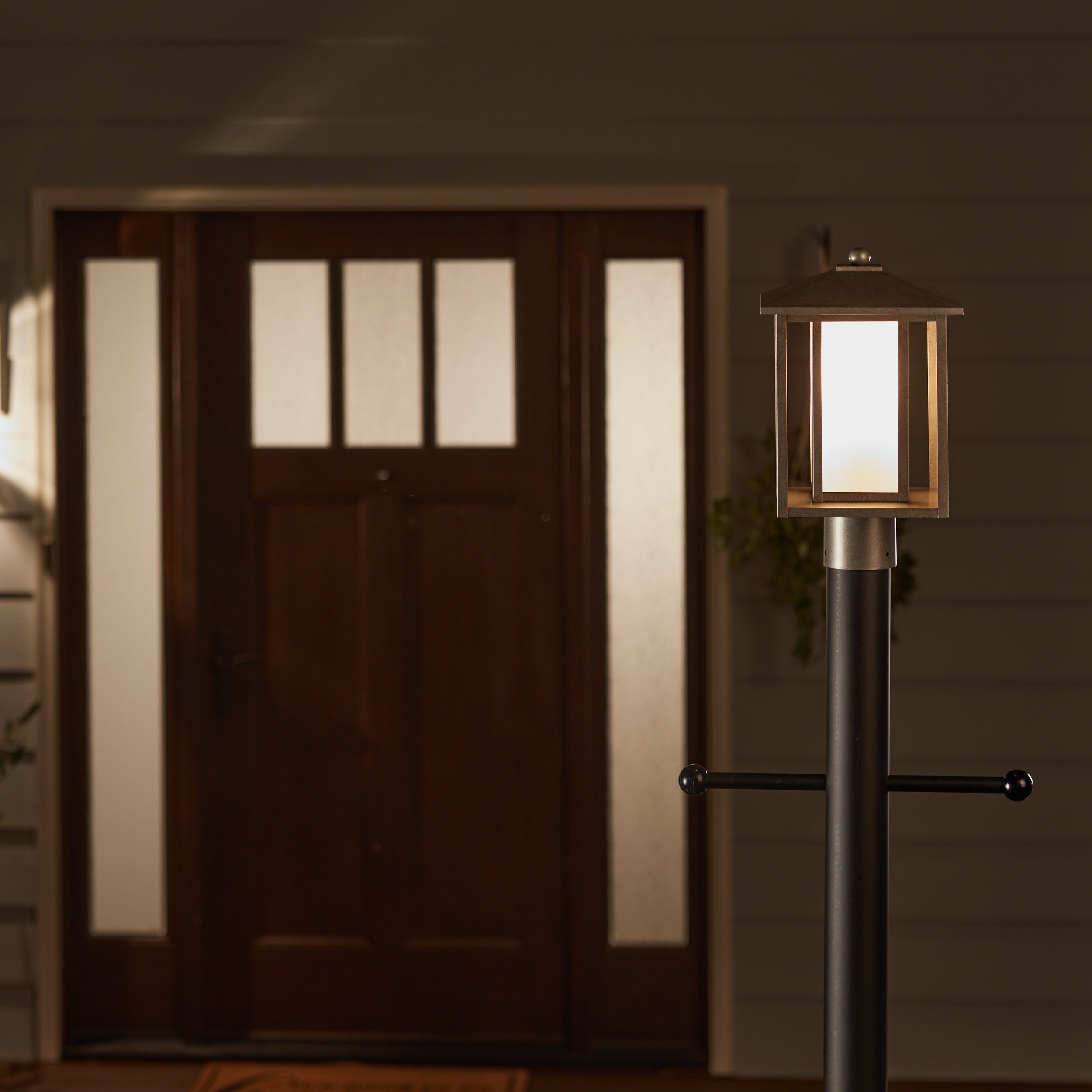 Weathered Pewter Outdoor Post Lantern with Etched Seeded Glass