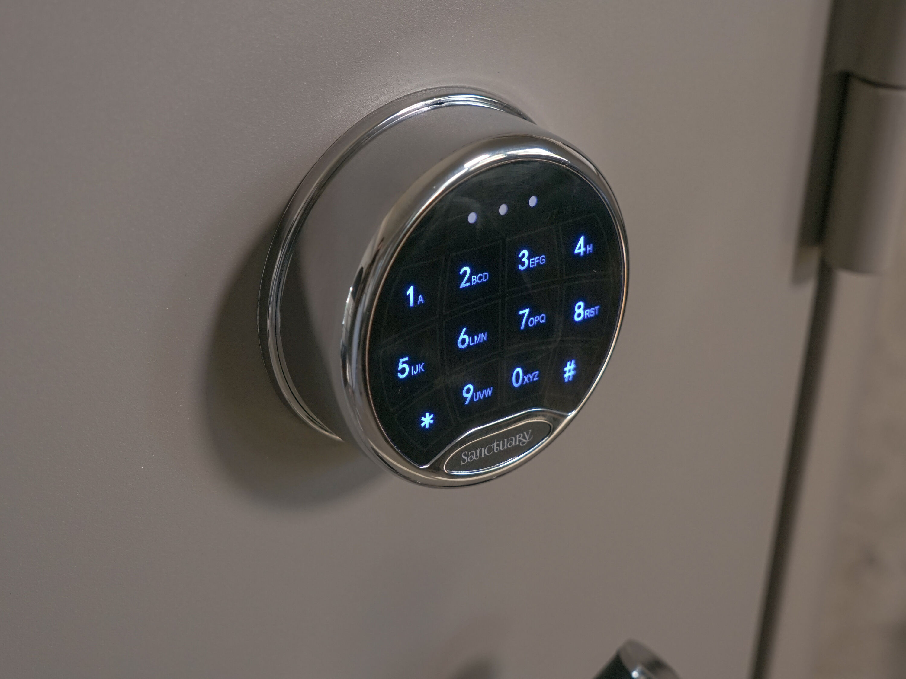 Sanctuary SA-IHS5520 Floor-Wall-Safes - View #3