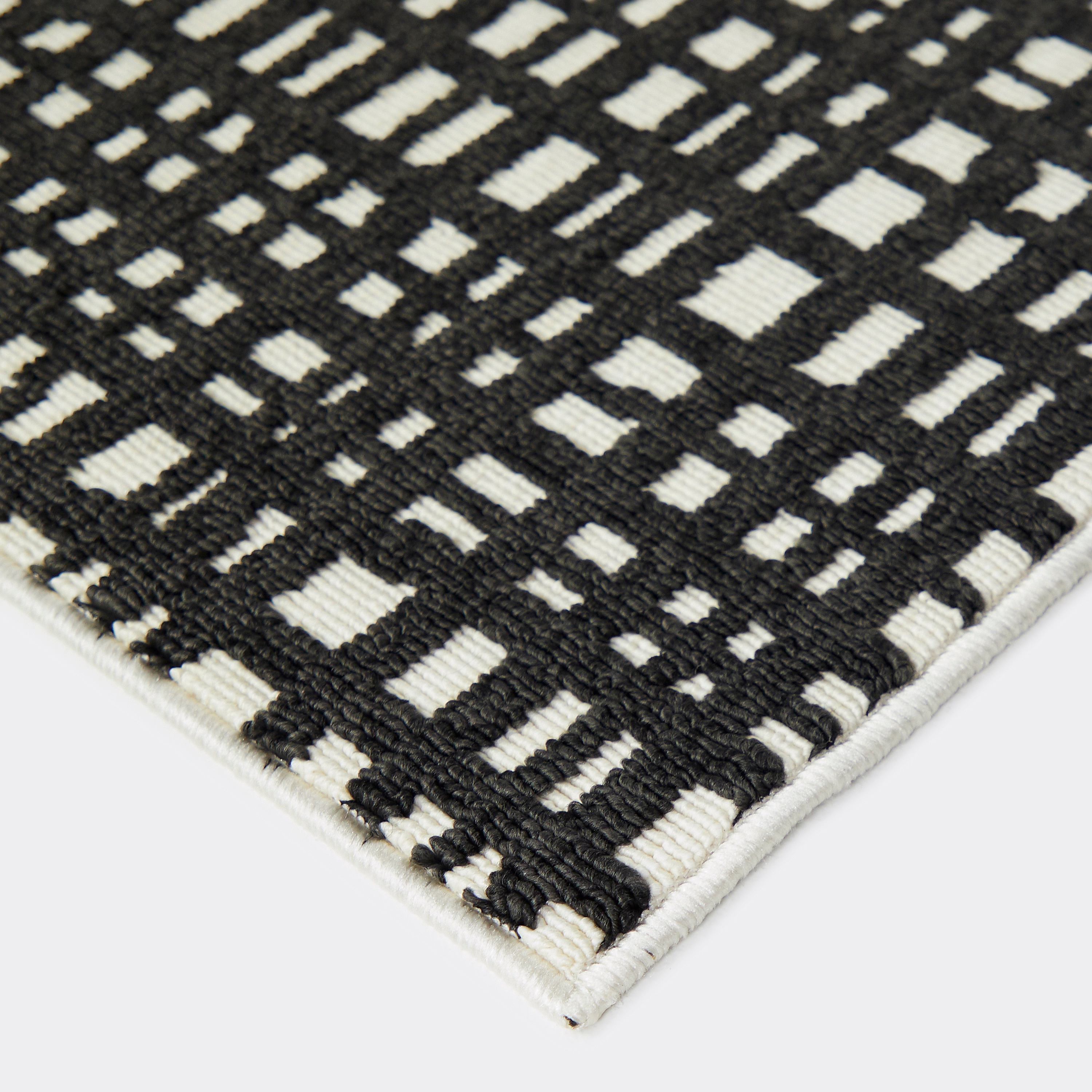 Balta 5 X 7 (ft) Black Indoor/Outdoor Abstract Area Rug 3102692 at ...