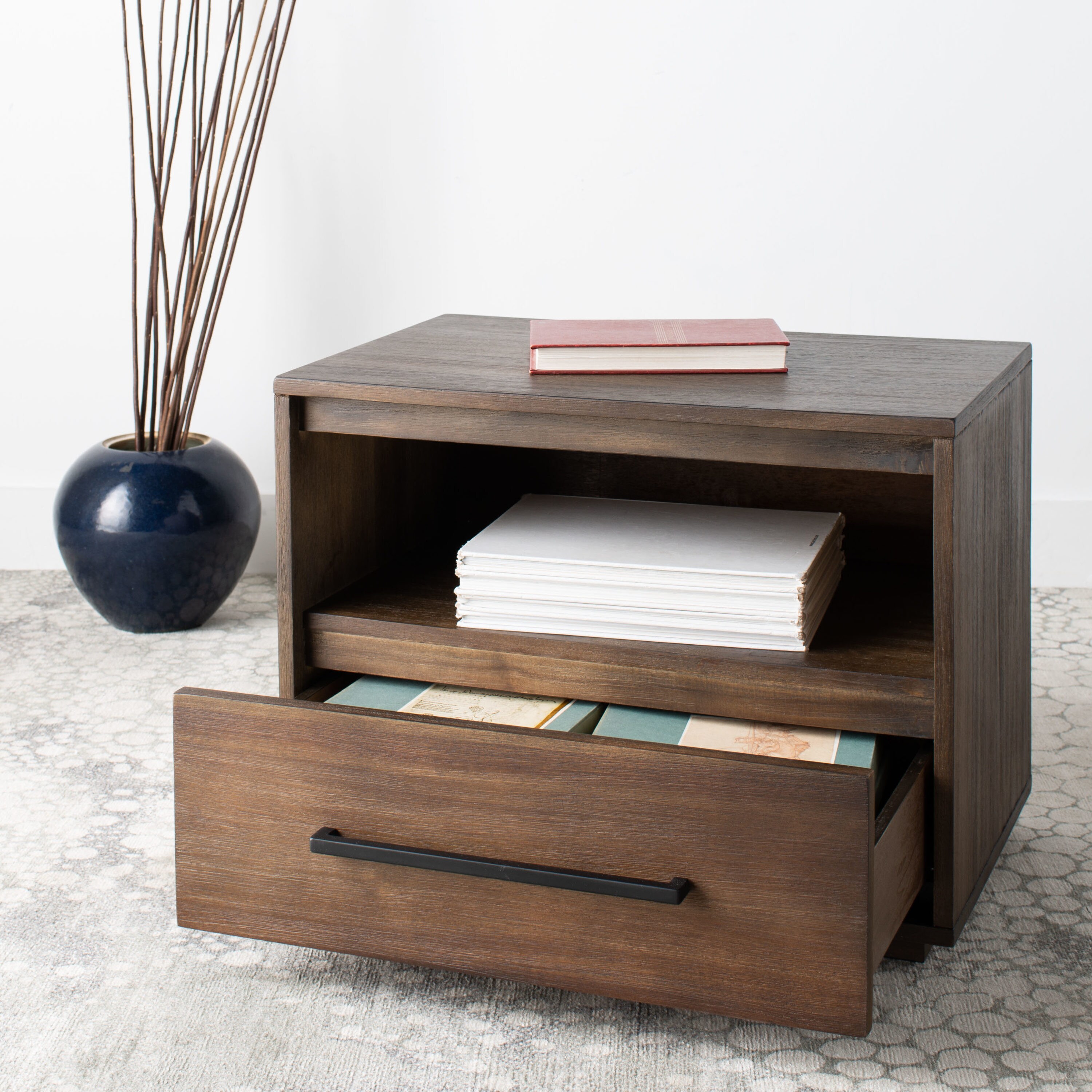 Safavieh SFV7200A nightstands - View #3