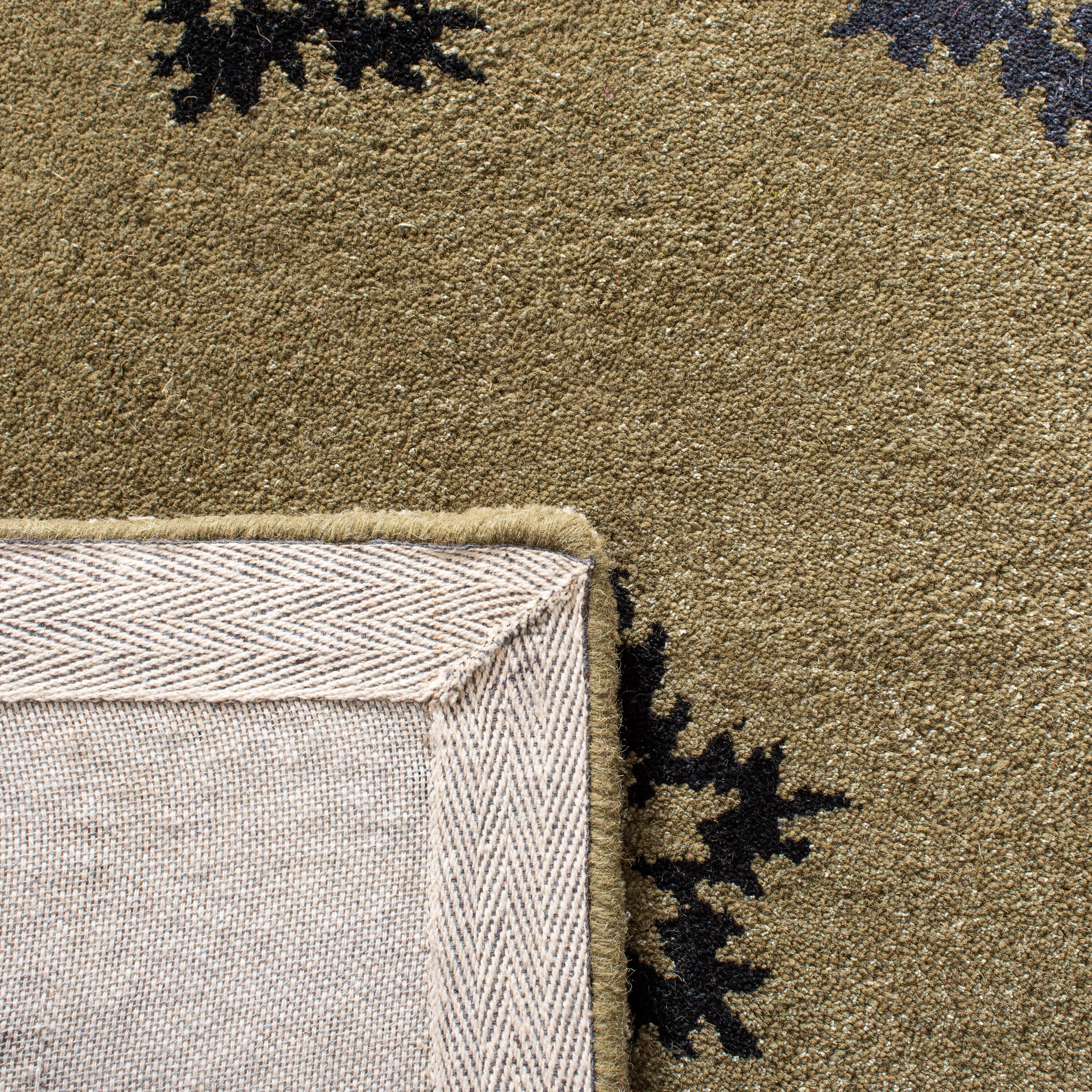 Safavieh SOH720A-2 rugs - View #5