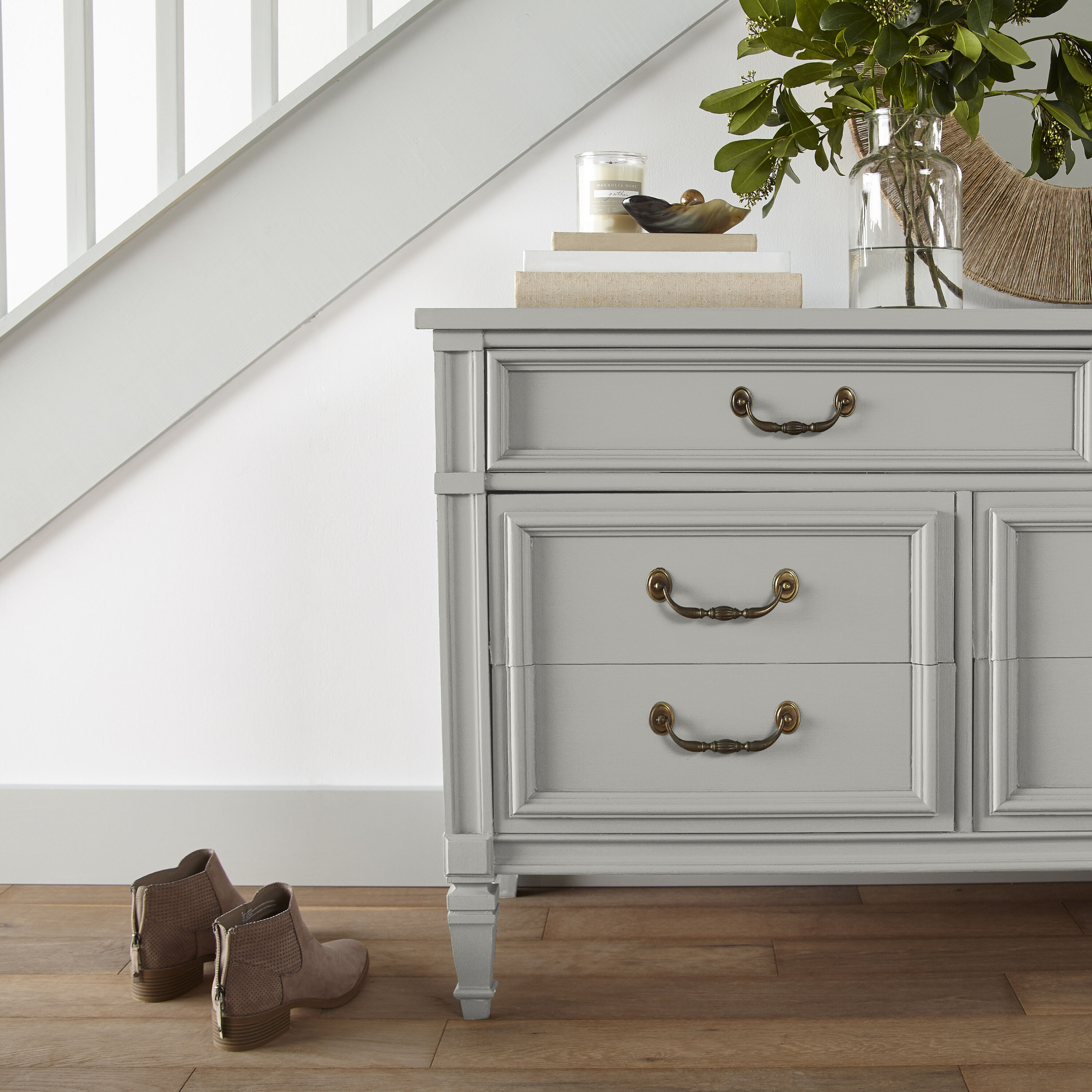 Antique White | Jolie Paint - Premier Chalk Finish Paint, Quart