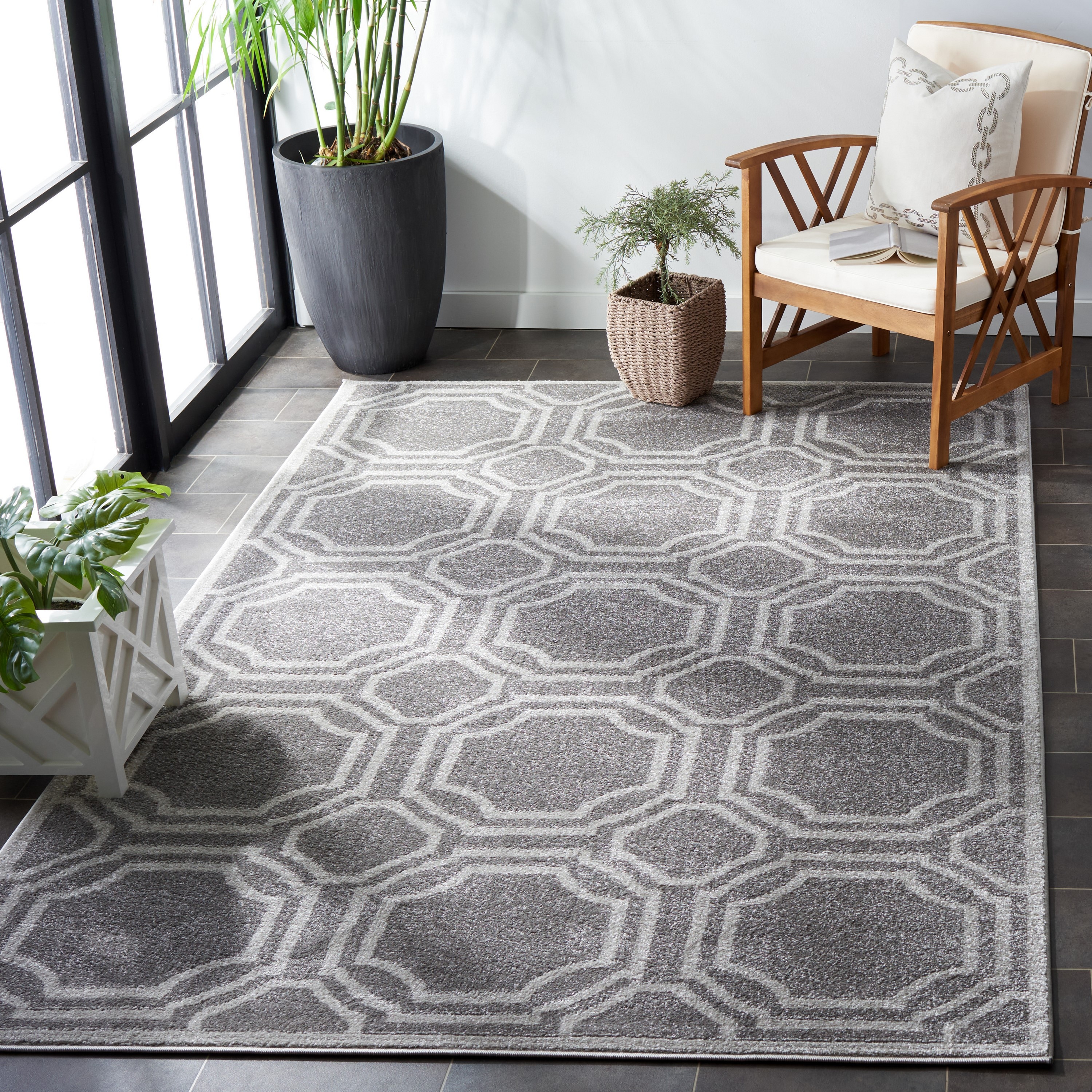 Protector V Gray Synthetic Fabric Rug Pad - Rooms To Go