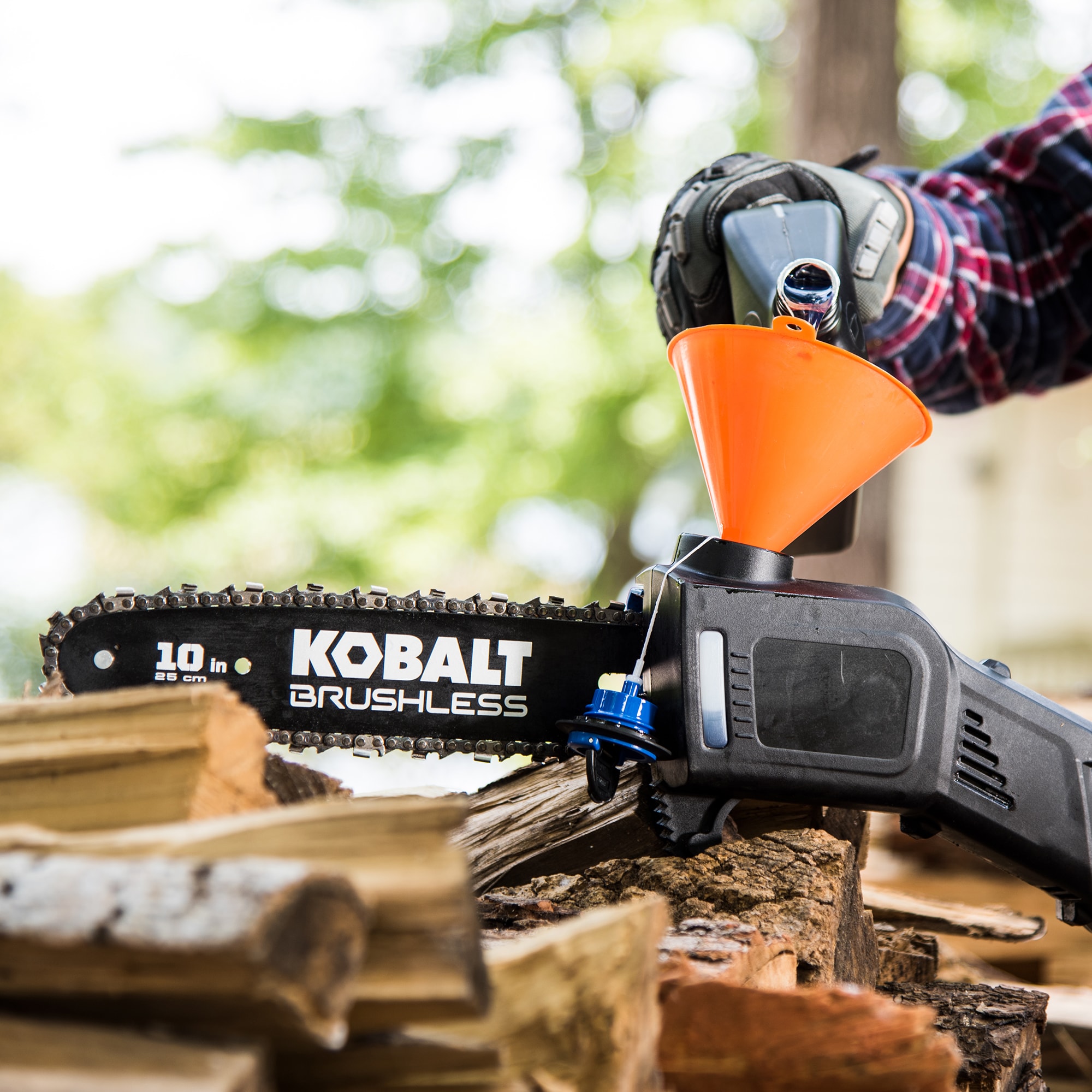 Kobalt 80-volt 10-in Cordless Electric Pole Saw (Bare Tool) At Lowes.com