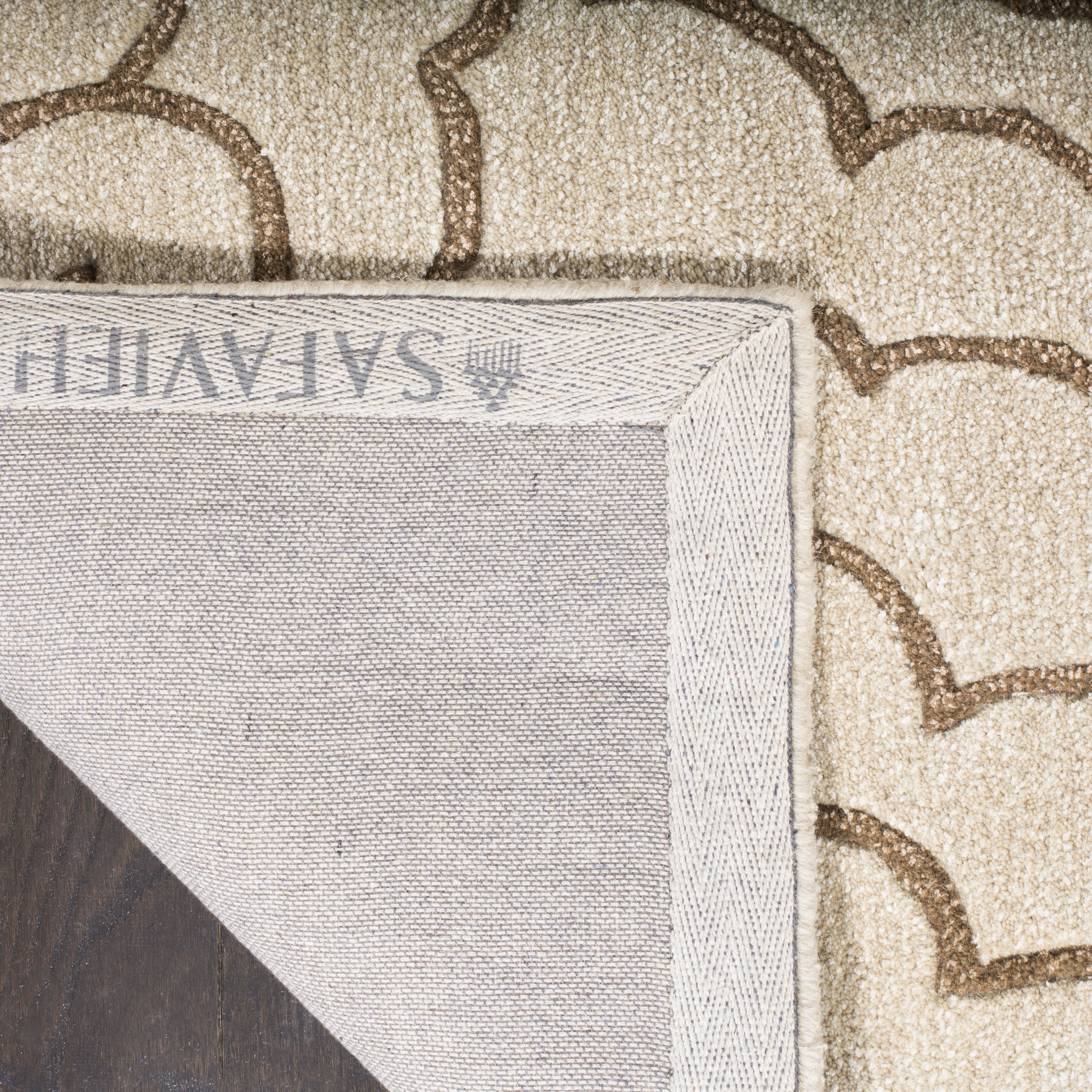 Ivory and Beige Tufted Floral Wool Area Rug, 2' x 3'