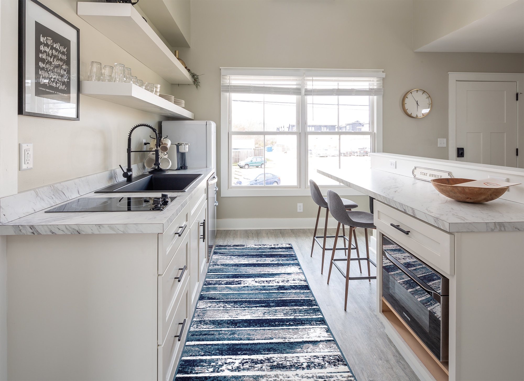 Ottomanson FFY3766-3X8 Fluffy 3 X 10 (ft) Teal/Ivory/Navy Indoor Stripe Mid-century Modern Runner Rug