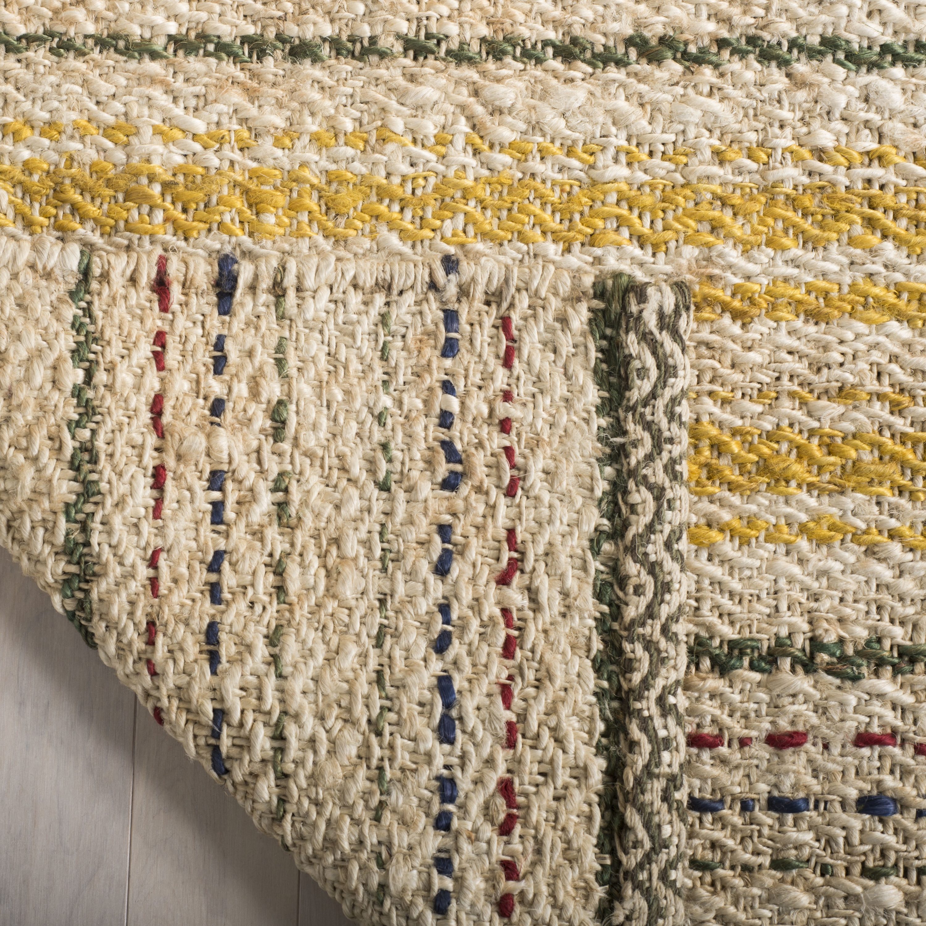 Safavieh NF202A-4 rugs - View #4