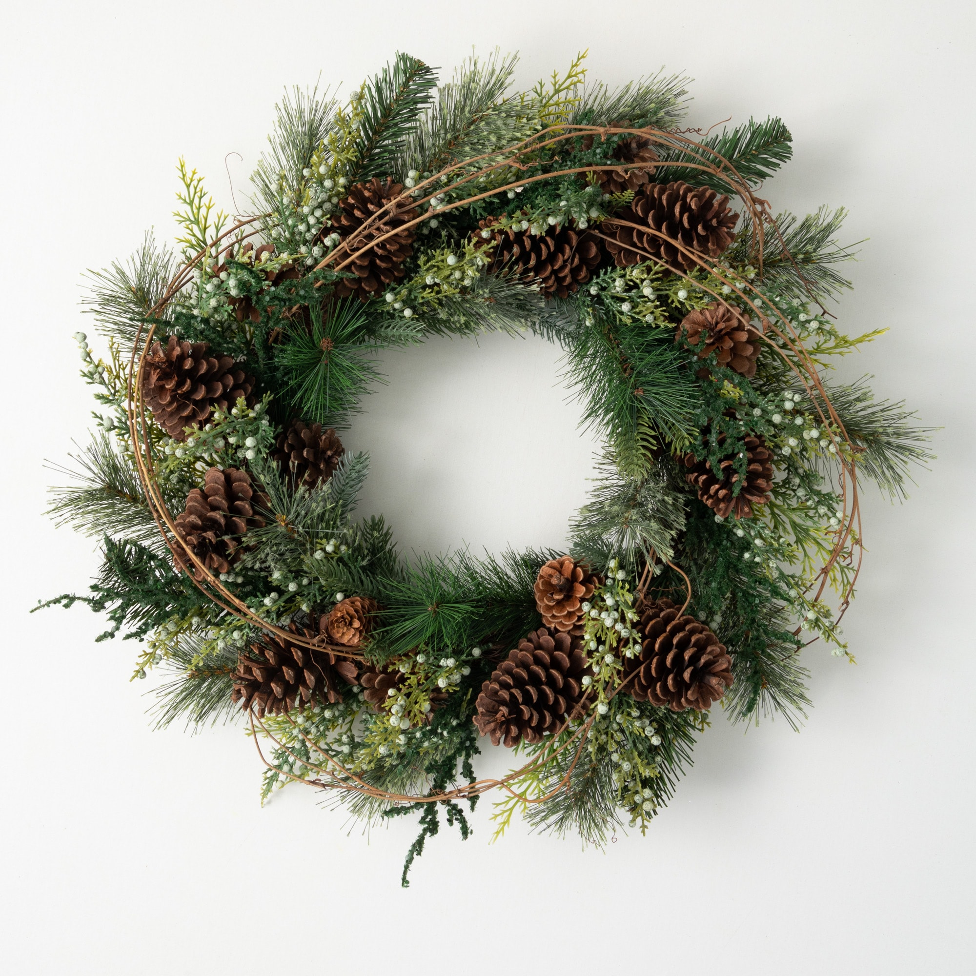 Sullivans 24-in Indoor/Outdoor Green Pine Artificial Christmas Wreath ...