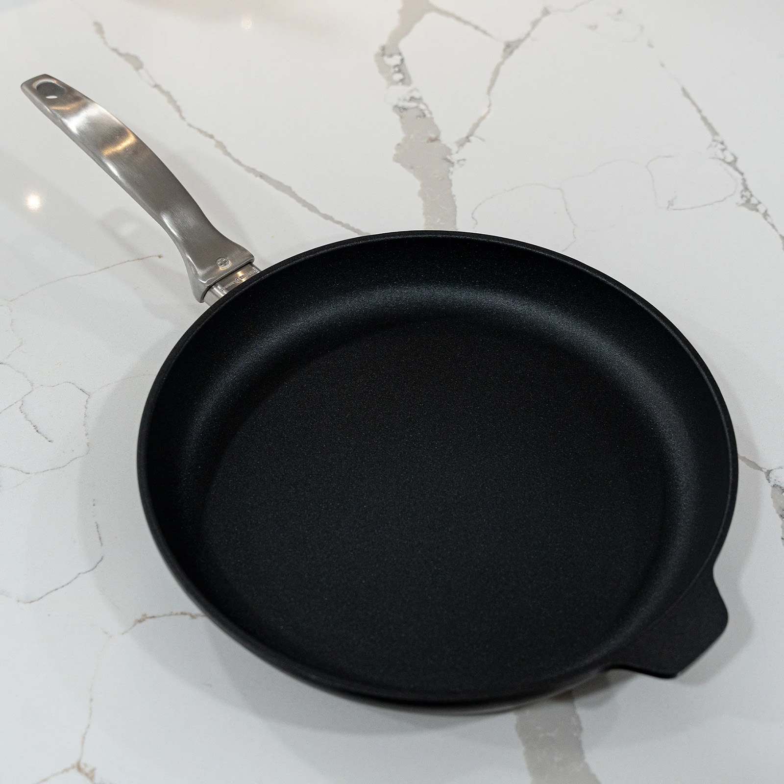 Swiss Diamond CHD6428I Cooking-Pans-Skillets - View #3