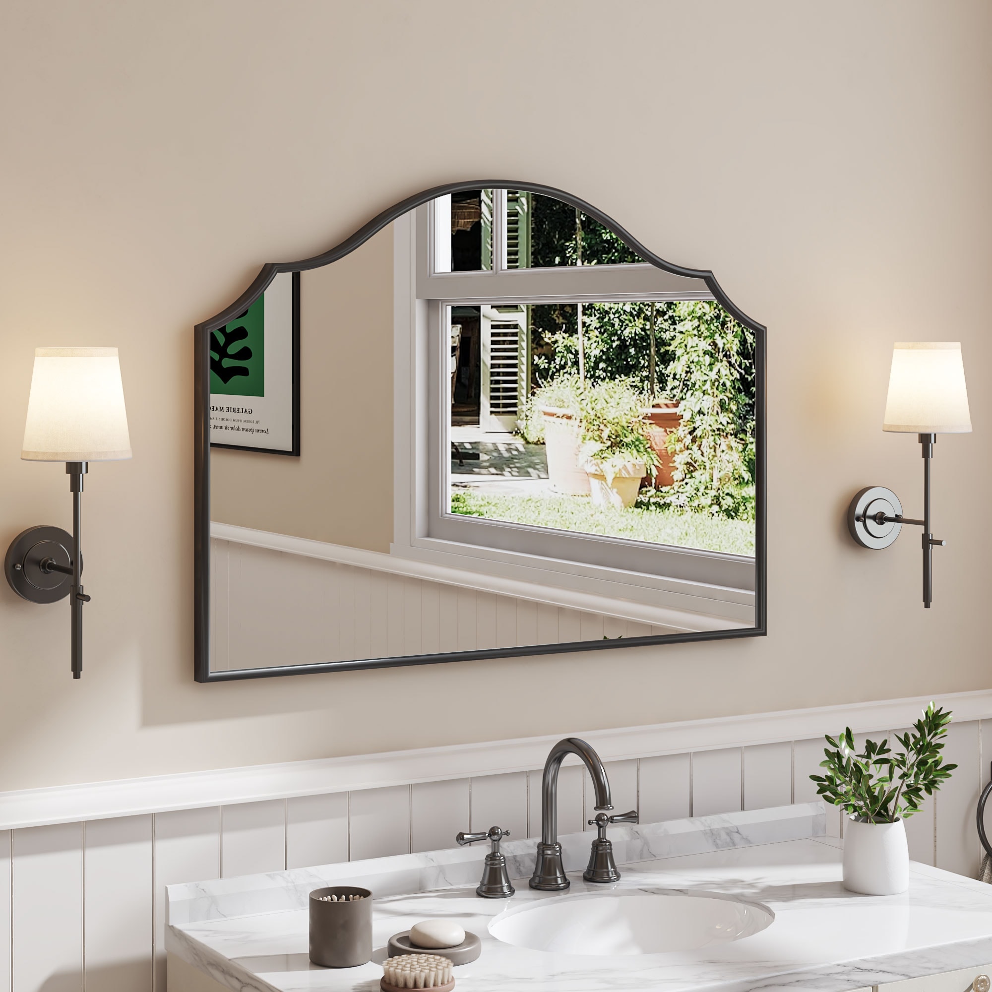 Dimelax 32-in W x 24-in H Scalloped Arch Black Framed Wall Mirror
