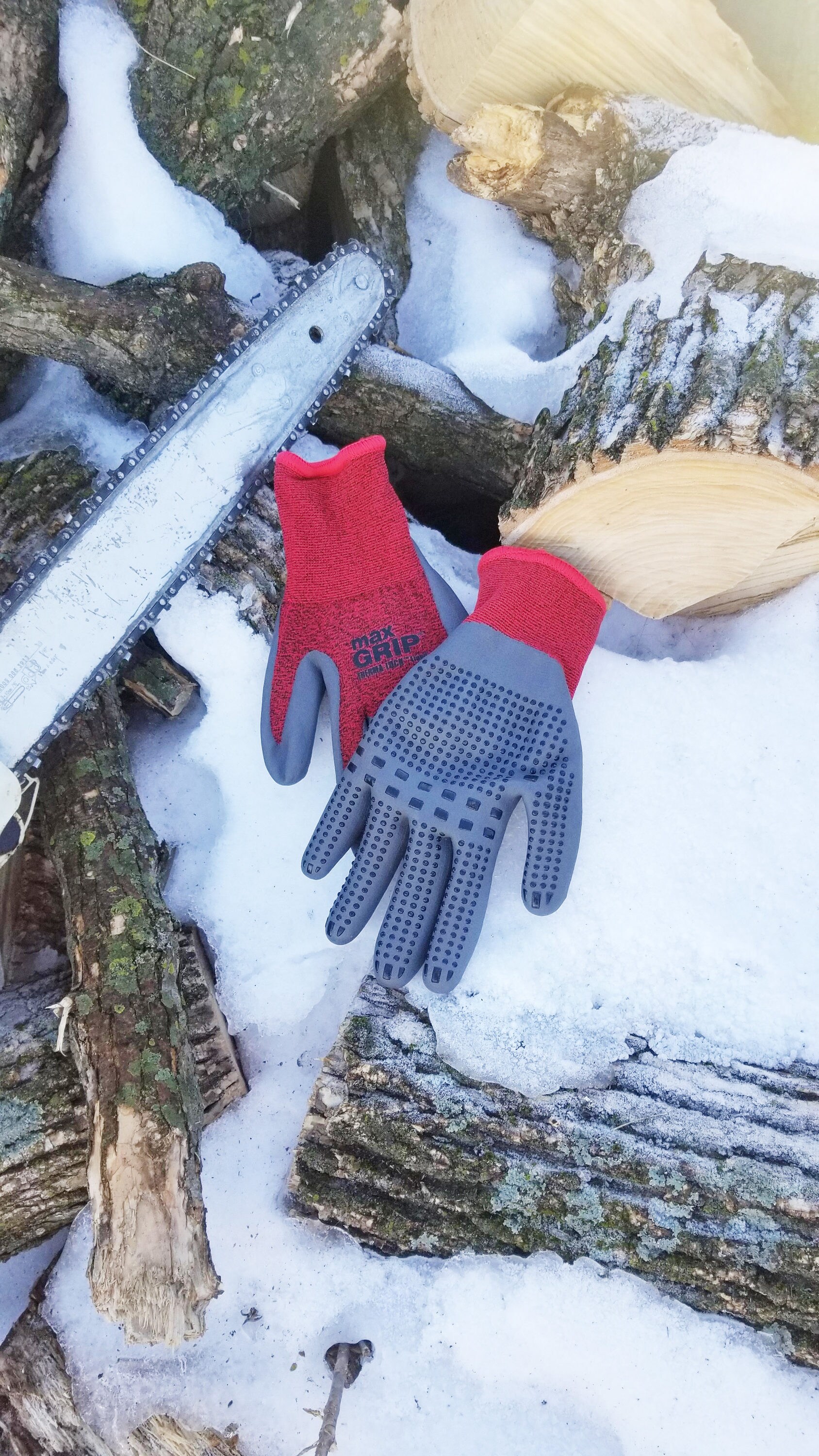 MidWest Quality Gloves, Inc. One Size Fits All Nitrile Dipped Nylon Cold  Weather Gloves, (1-Pair) in the Work Gloves department at