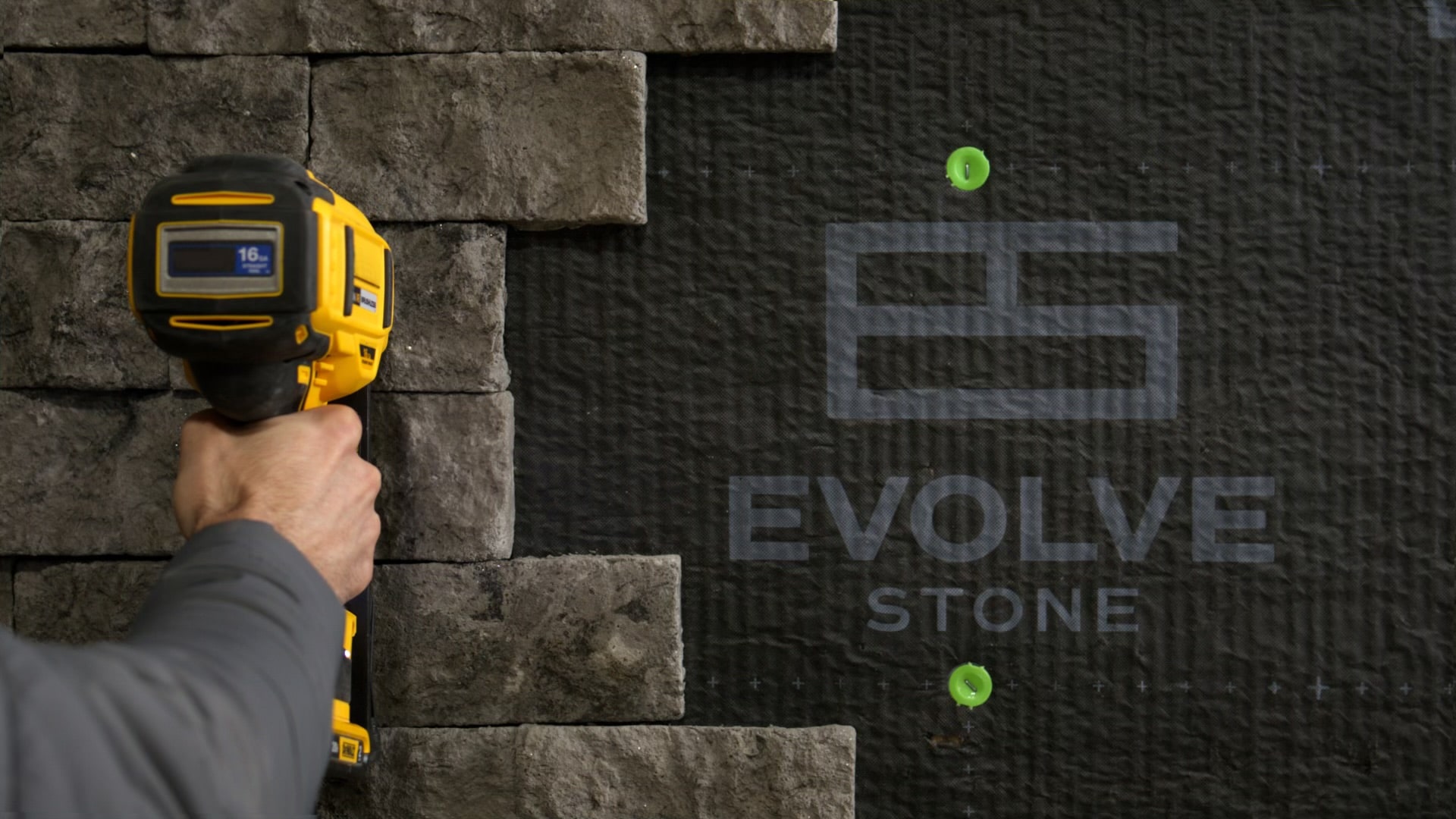 Evolve XHWENRUSRC Stone-Veneer - View #3
