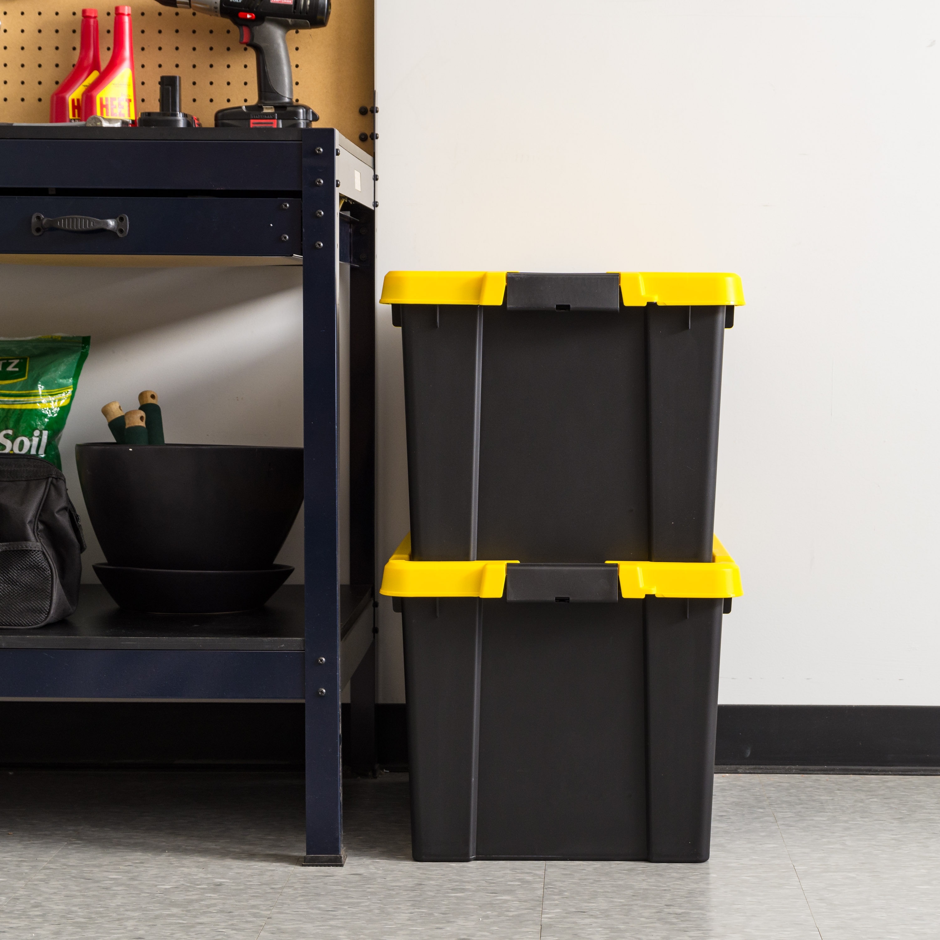 IRIS 540016 2 -Pack Large 20 -Gallons ( 80 -Quarts ) Black Weatherproof Heavy Duty Stackable Tote with Latching Lid