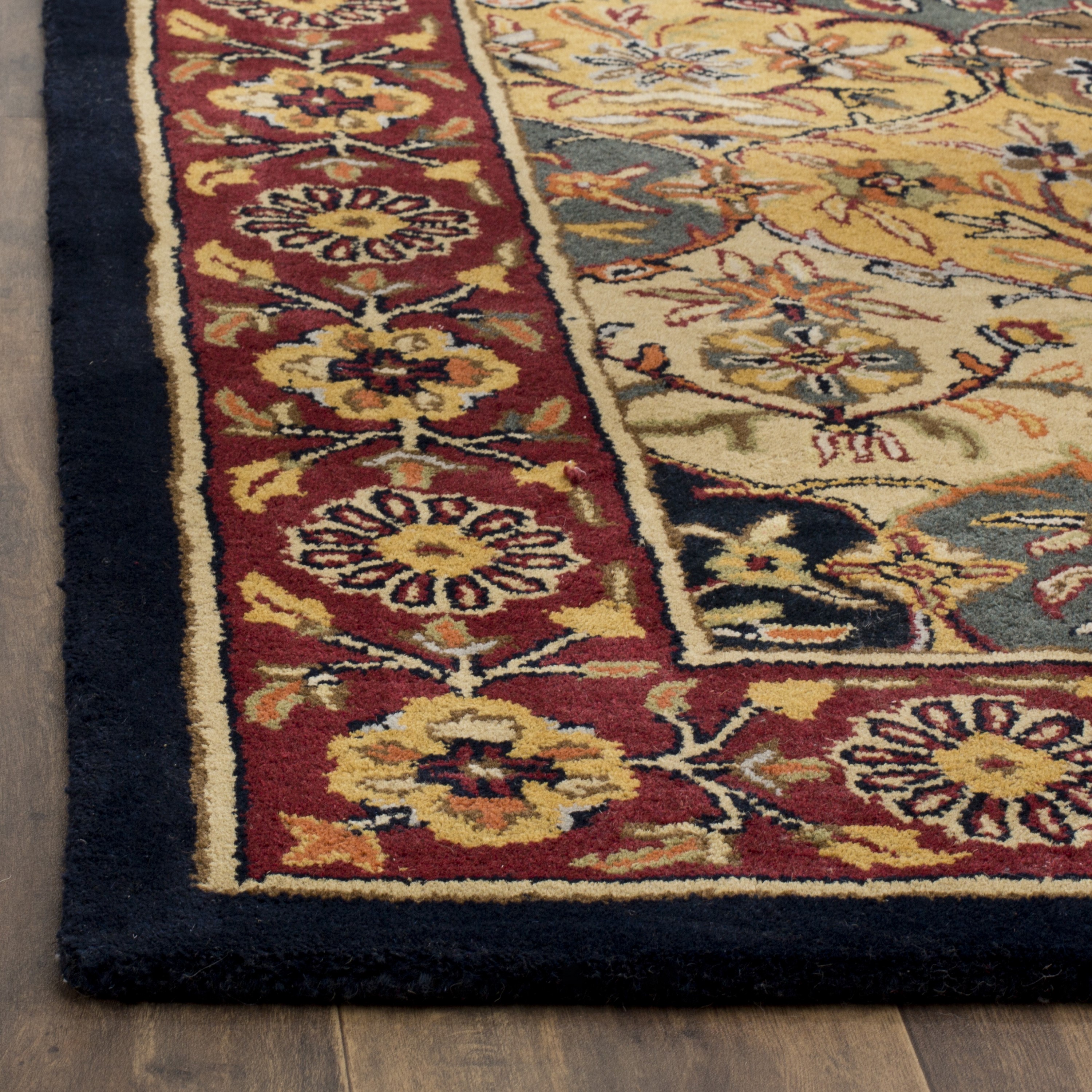 Safavieh HG510A-8 rugs - View #3