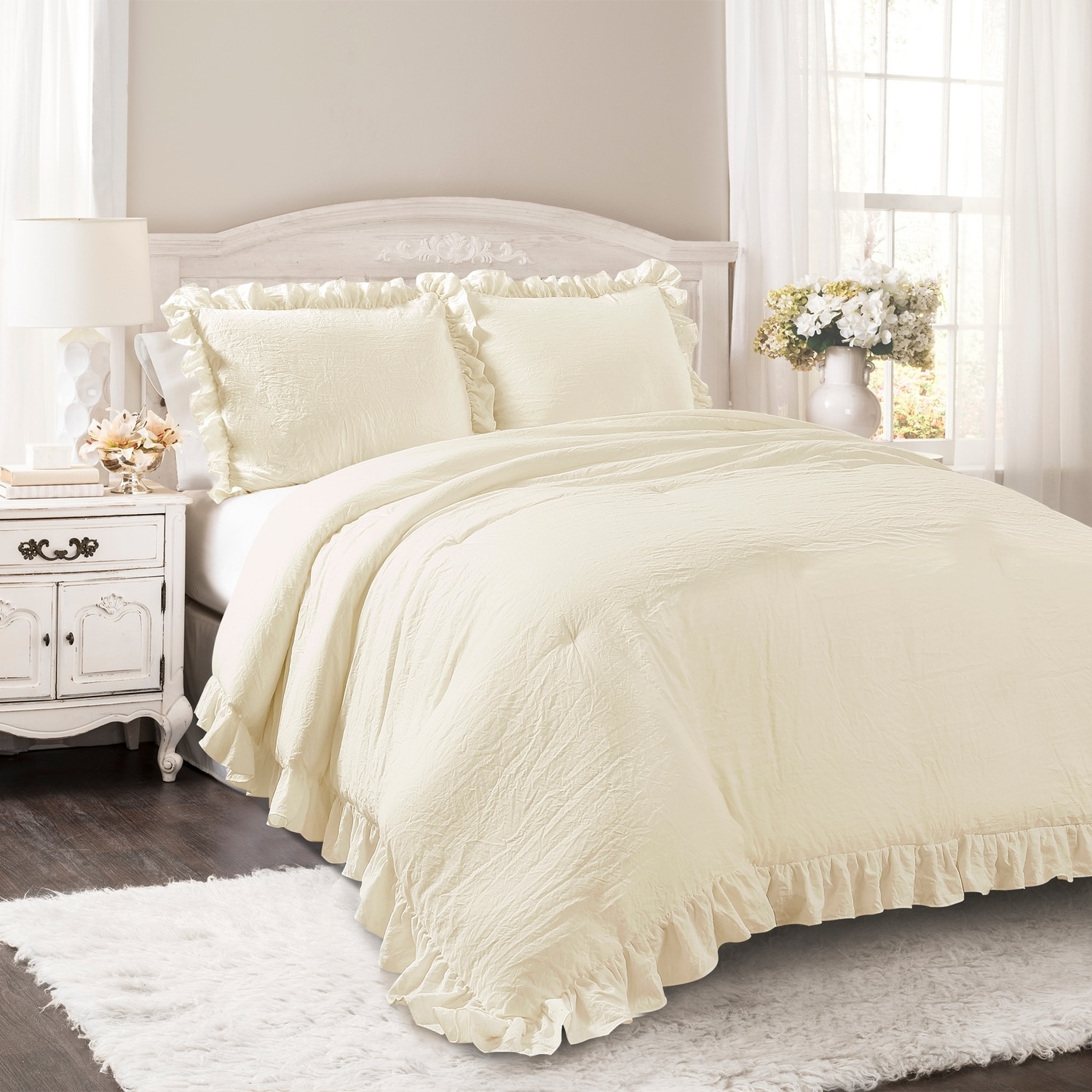 Lush Decor 16T002160 Ivory Solid King Comforter