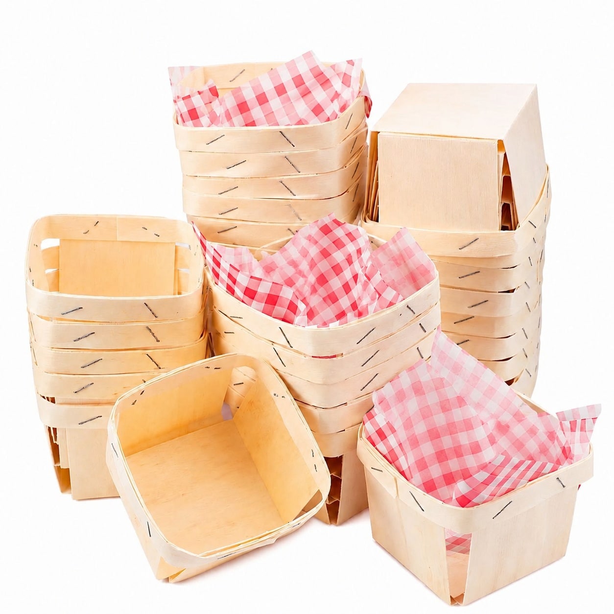 Aoibox  30 Piece 4 Inch Wood Berry Basket Set with Gingham Wax Paper Sheets Red Plaid Generic 12 6 x 7 87 x 3 94 in