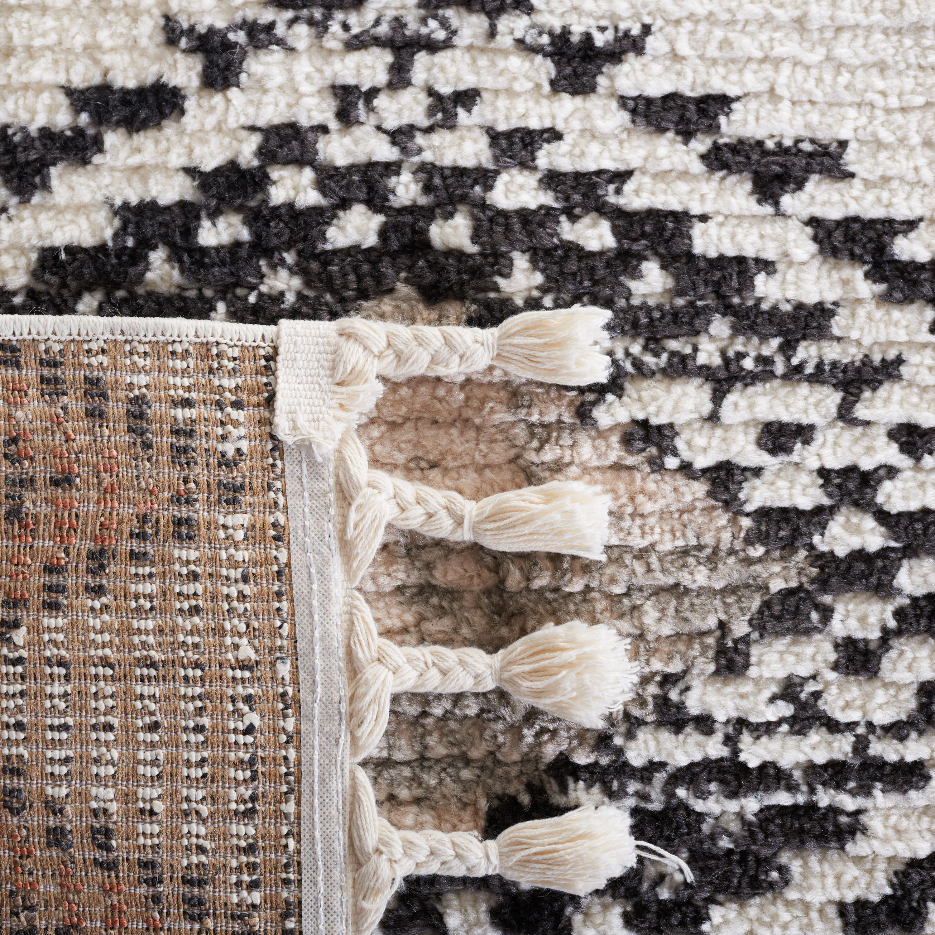 Safavieh MRT105A-5 rugs - View #3