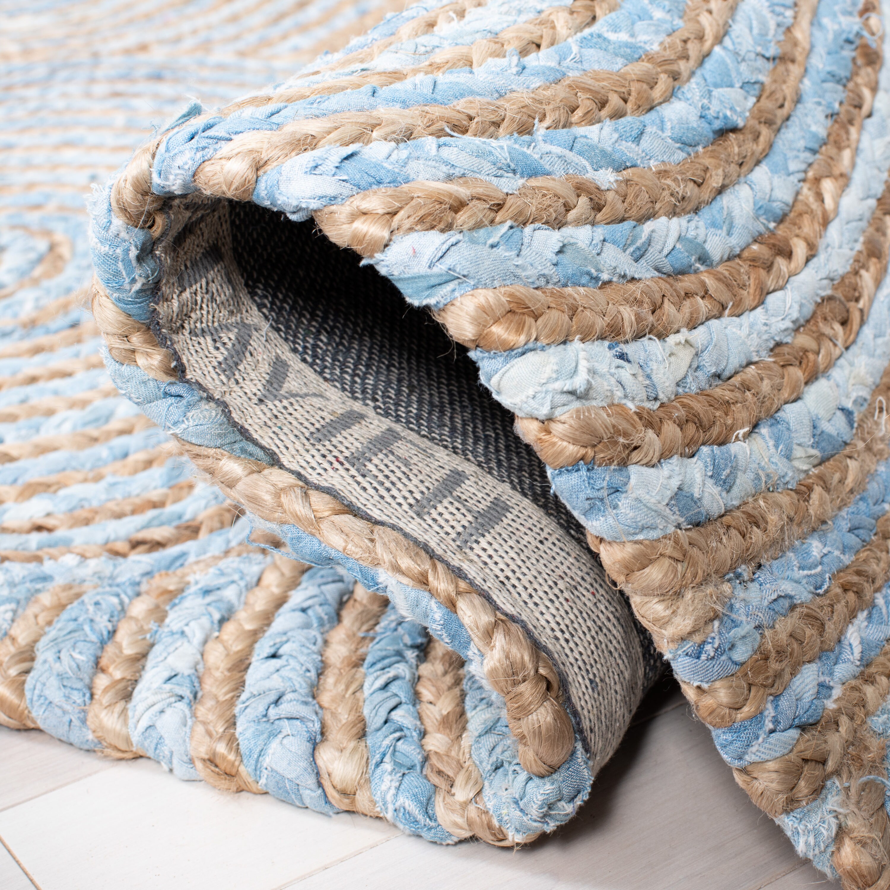 Handmade Blue and Natural Jute 4' x 6' Area Rug