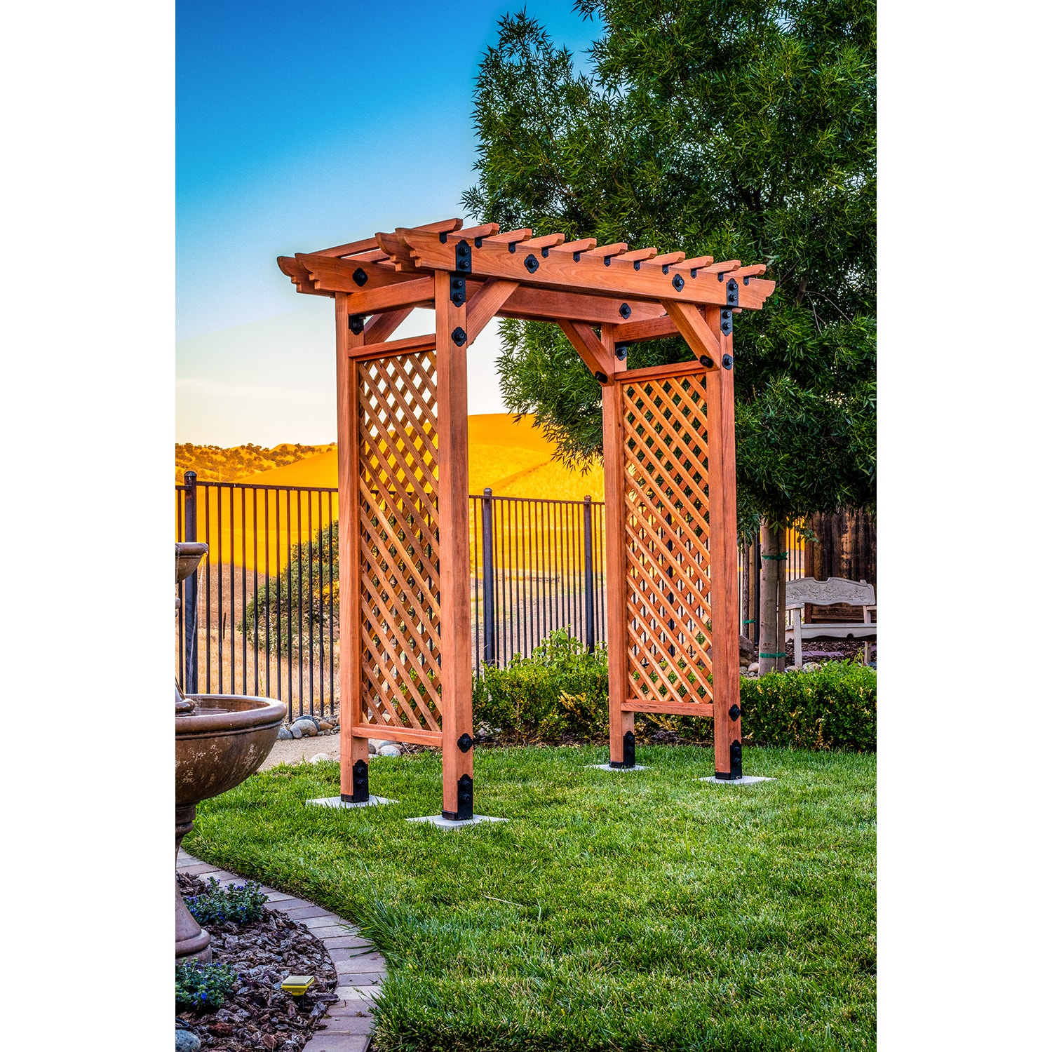 Simpson Strong-Tie Outdoor Accents Mission 4-in x 4-in Powder-coated Wood  To Concrete (Retrofit) Base in the Base & Cap Hardware department at