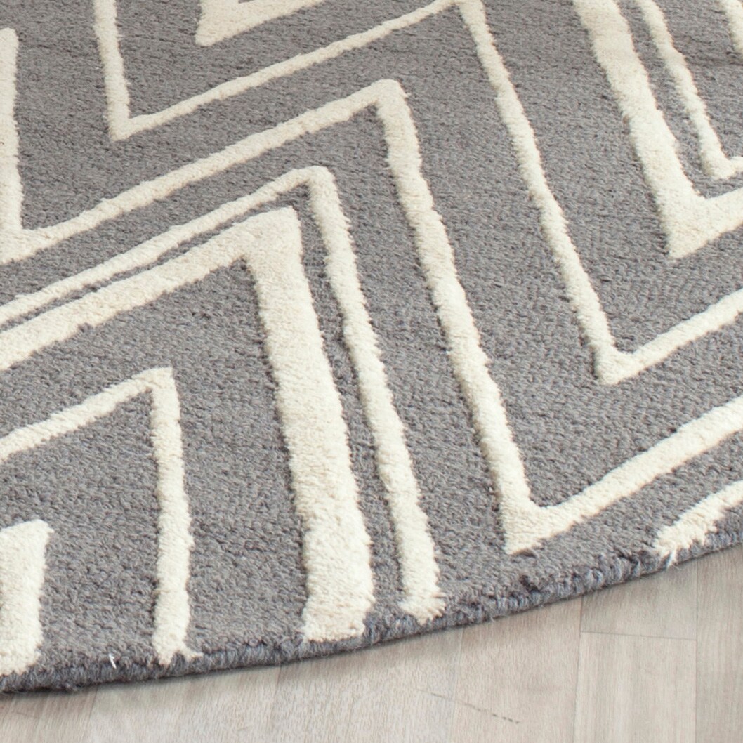 Safavieh CAM711D-28 rugs - View #4