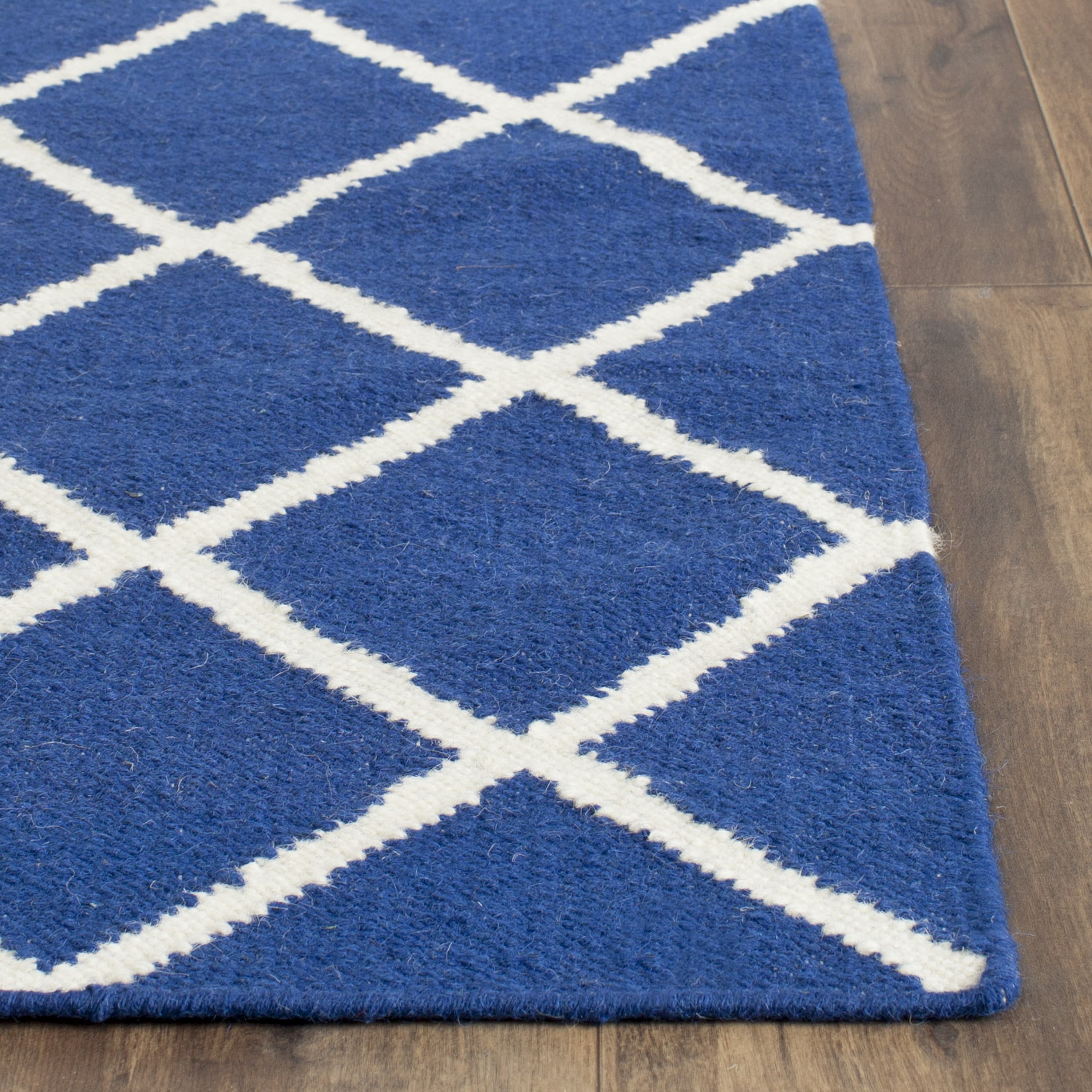 Safavieh DHU565A-3 rugs - View #3