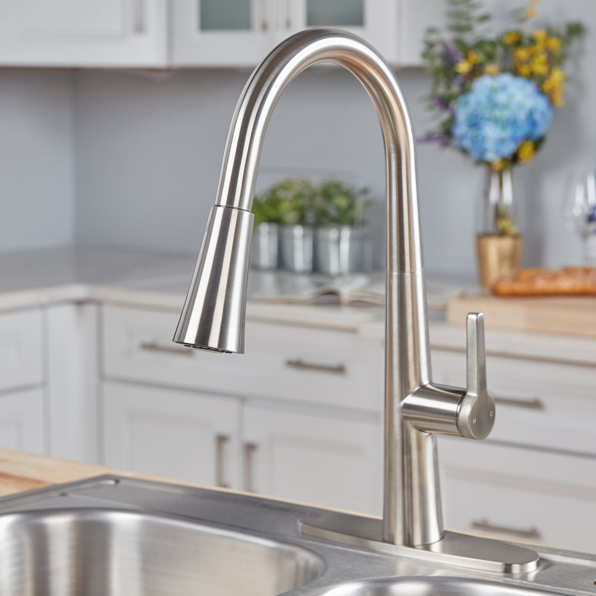 allen roth Bryton Stainless Steel Single Handle Pull-down Kitchen Faucet  with Deck Plate in the Kitchen Faucets department at