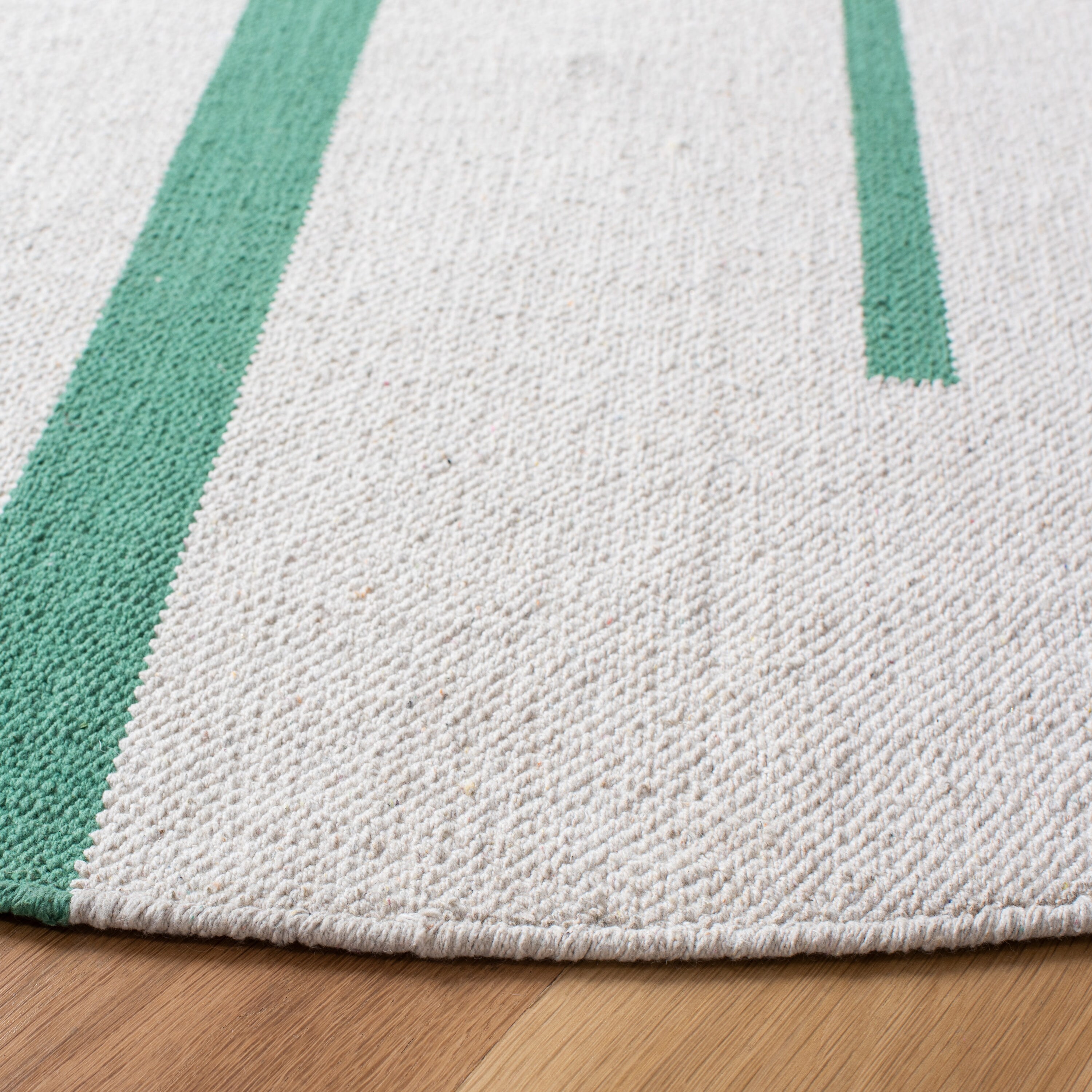 Safavieh MTK311X-6R rugs - View #3