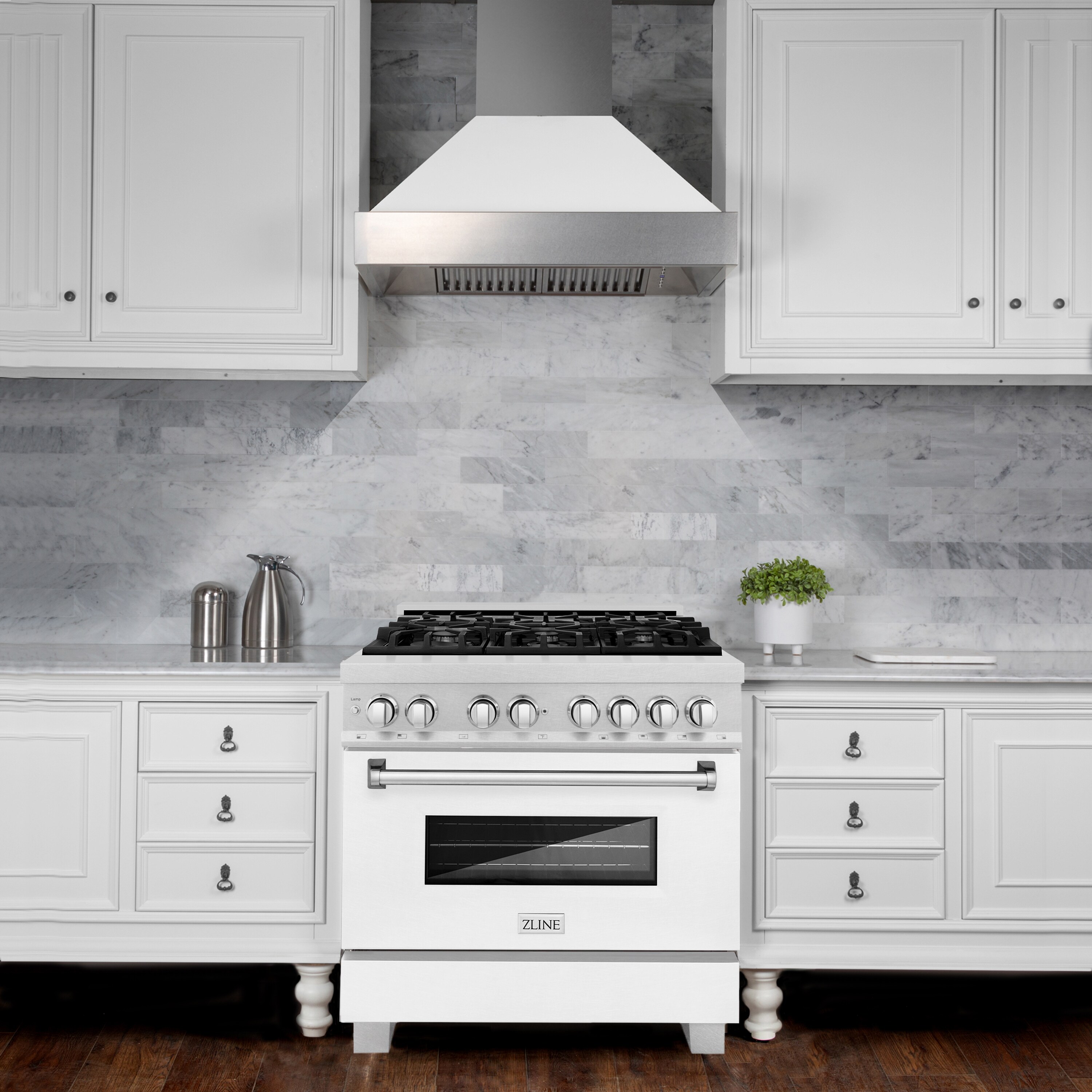ZLINE KITCHEN & BATH Professional 36in Deep Recessed 6 Burners