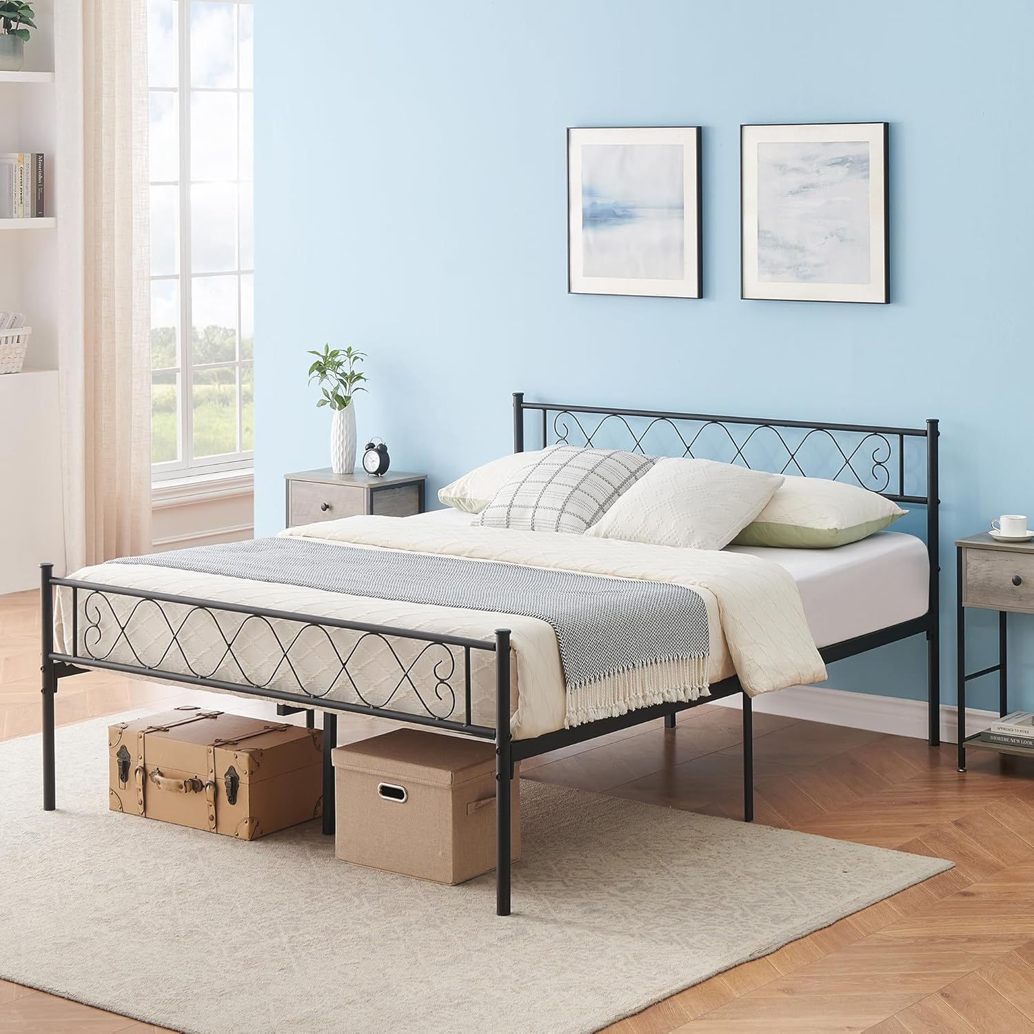 Qeetex LHF-BED-PHO-0Z6JPD6Y Metal Full Bed Frame Metal Platform Bed Frame with Headboard and Footboard Classic Bed Frame with Iron-Art Sweet Heart for Girls and Boys No Box Spring Needed Noise-Free Black