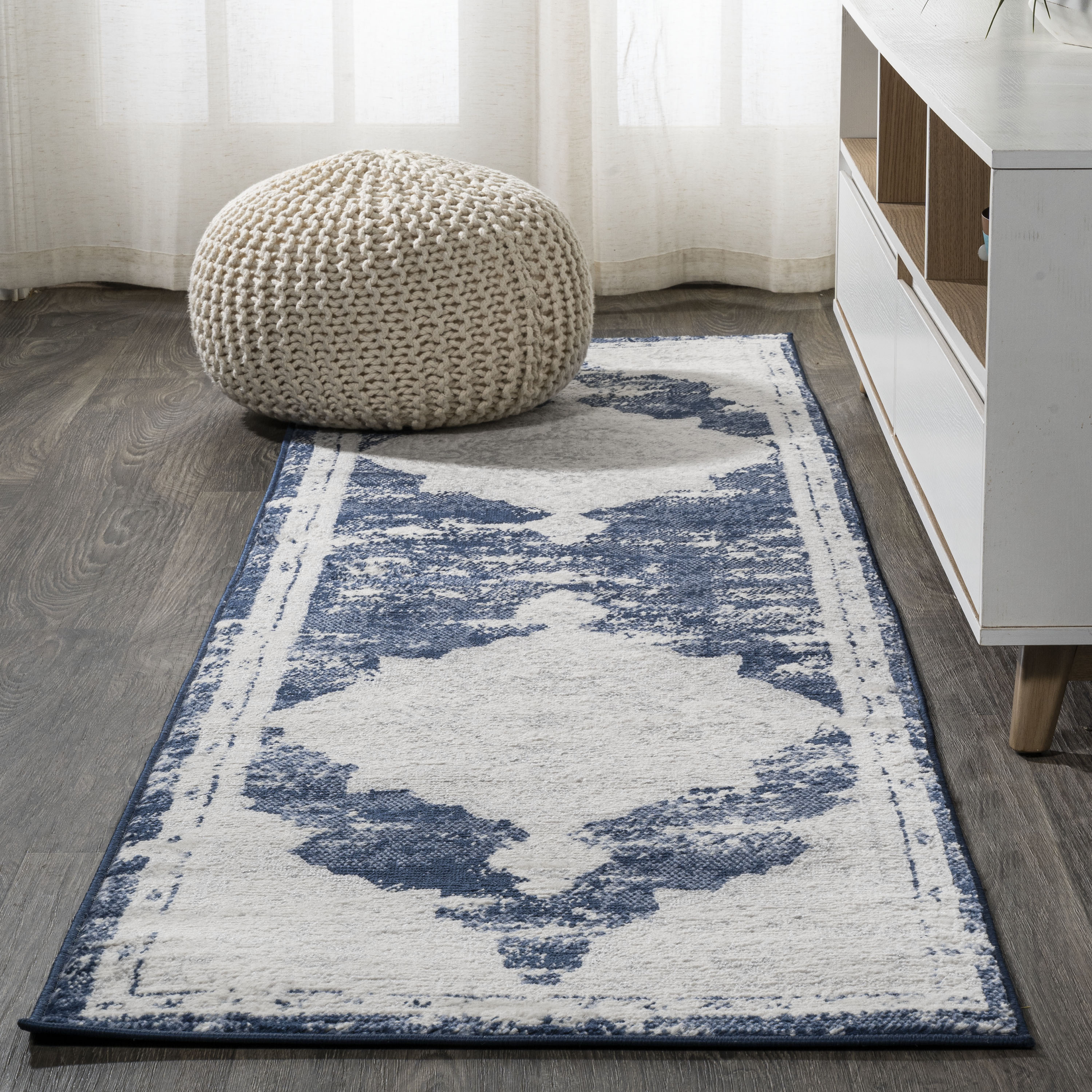 JONATHAN  Y MDP400E-210 MODERN PERSIAN Alhambra 2 x 10 (ft) Loomed Polypropylene Ivory/Navy Rectangular Indoor Medallion Persian Runner rug