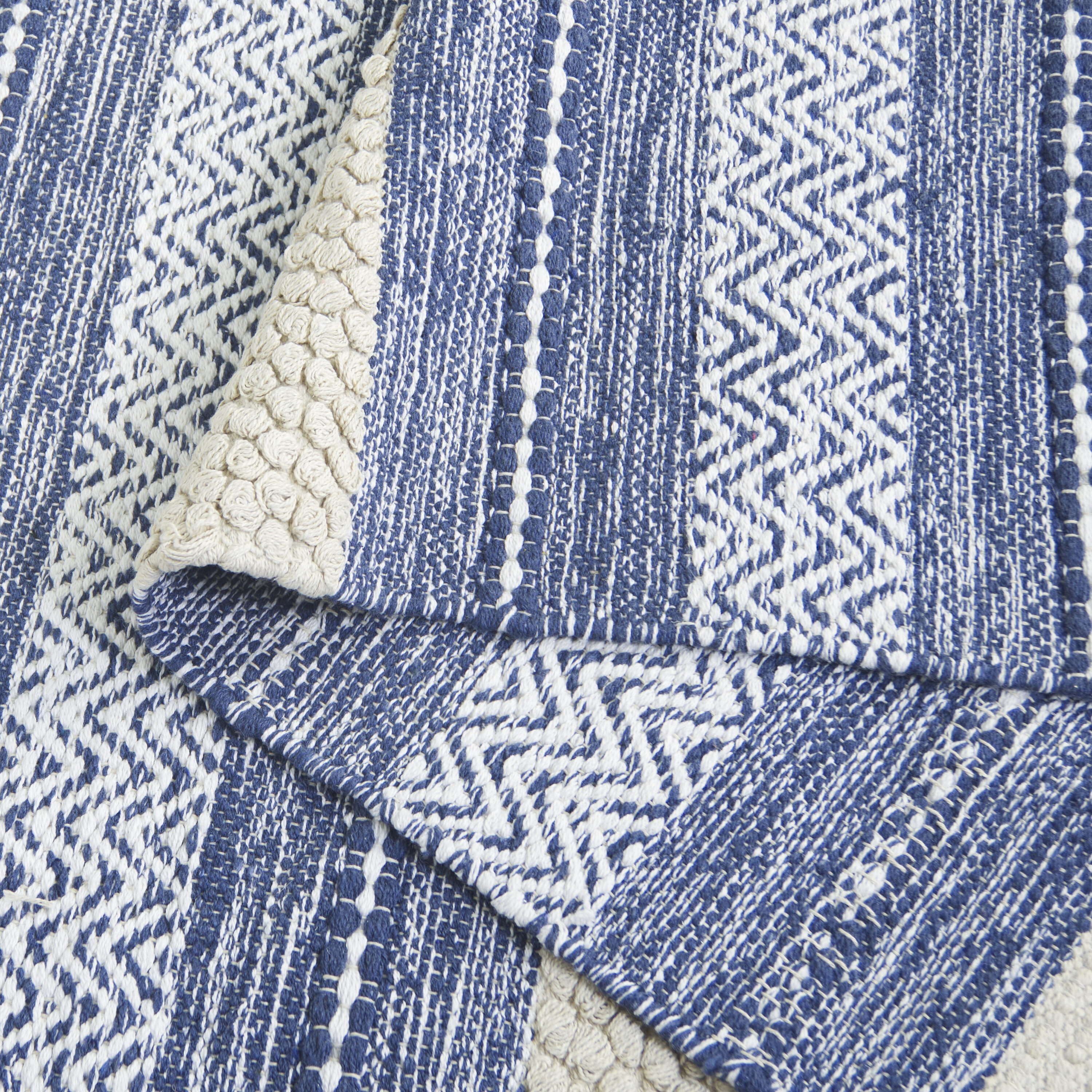 Safavieh MTK976N-4 rugs - View #6