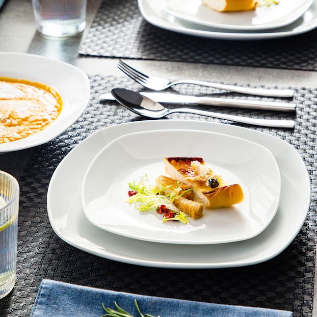 MALACASA 18-Piece White Porcelain Dinnerware in the Dinnerware