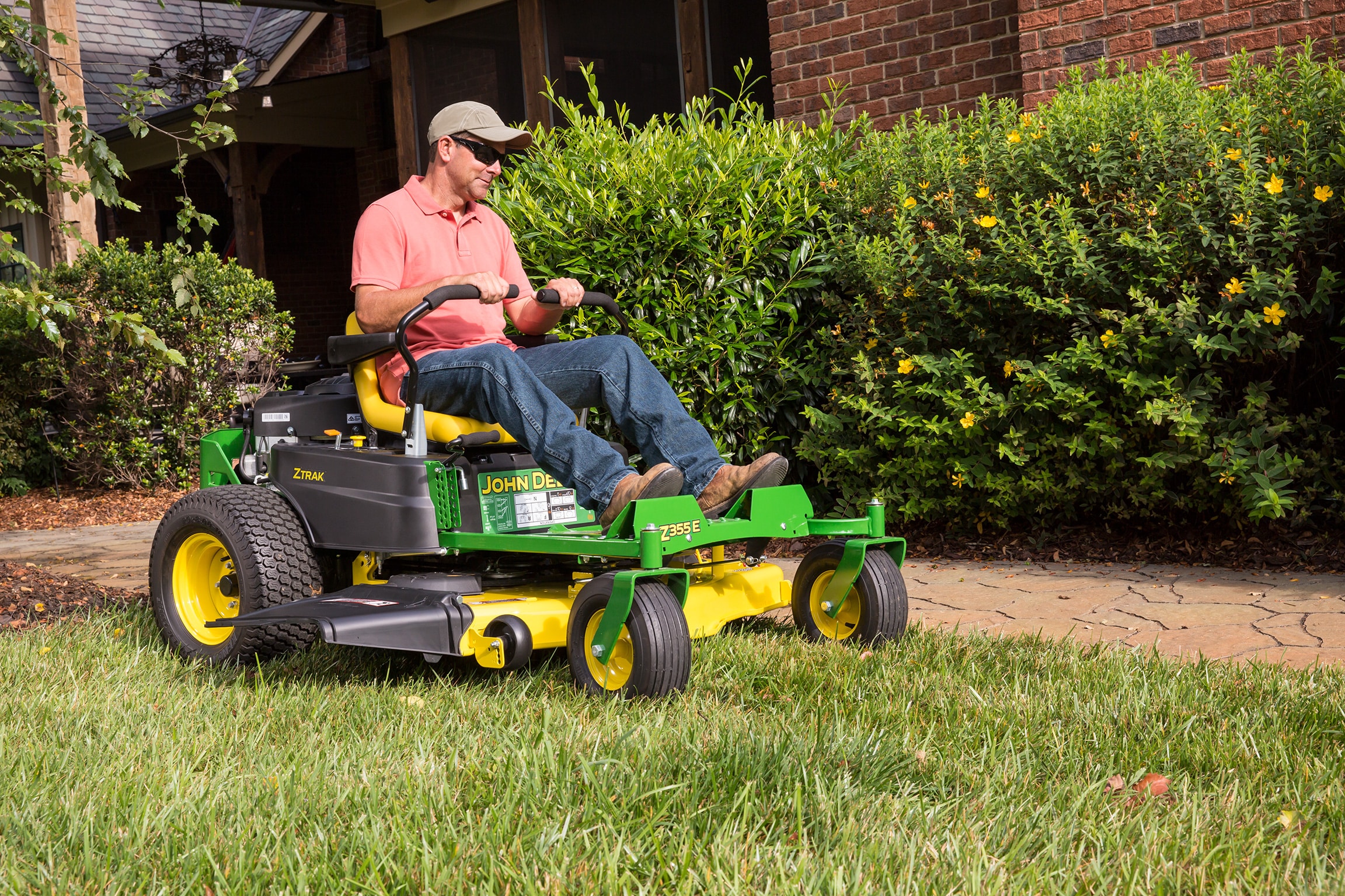 John deere deals z335e lowes