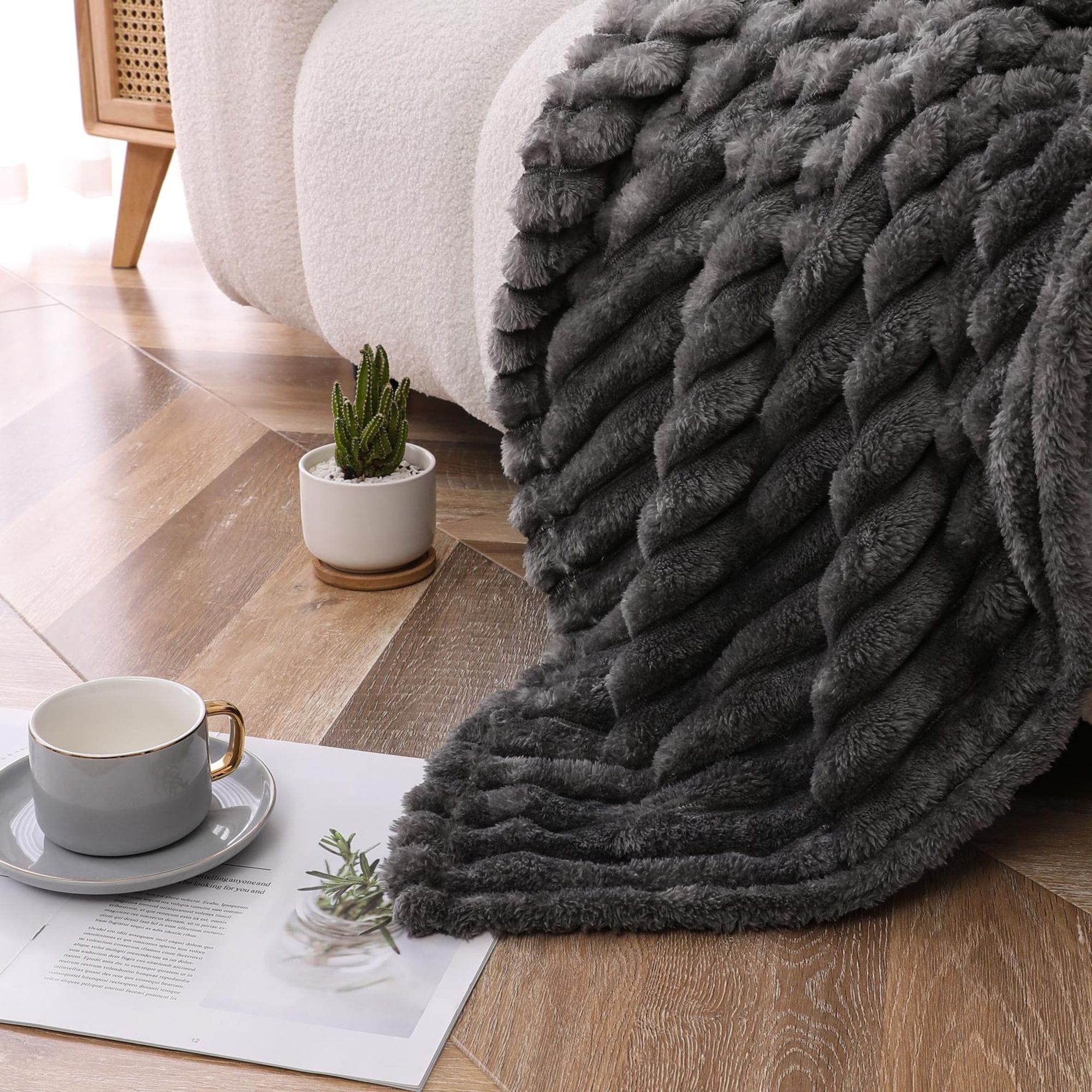 KATE AURORA Lux Ultra Soft and Plush Umbra Ombre Designed Oversized Accent Throw Blanket 50 in W x 70 in L Gray
