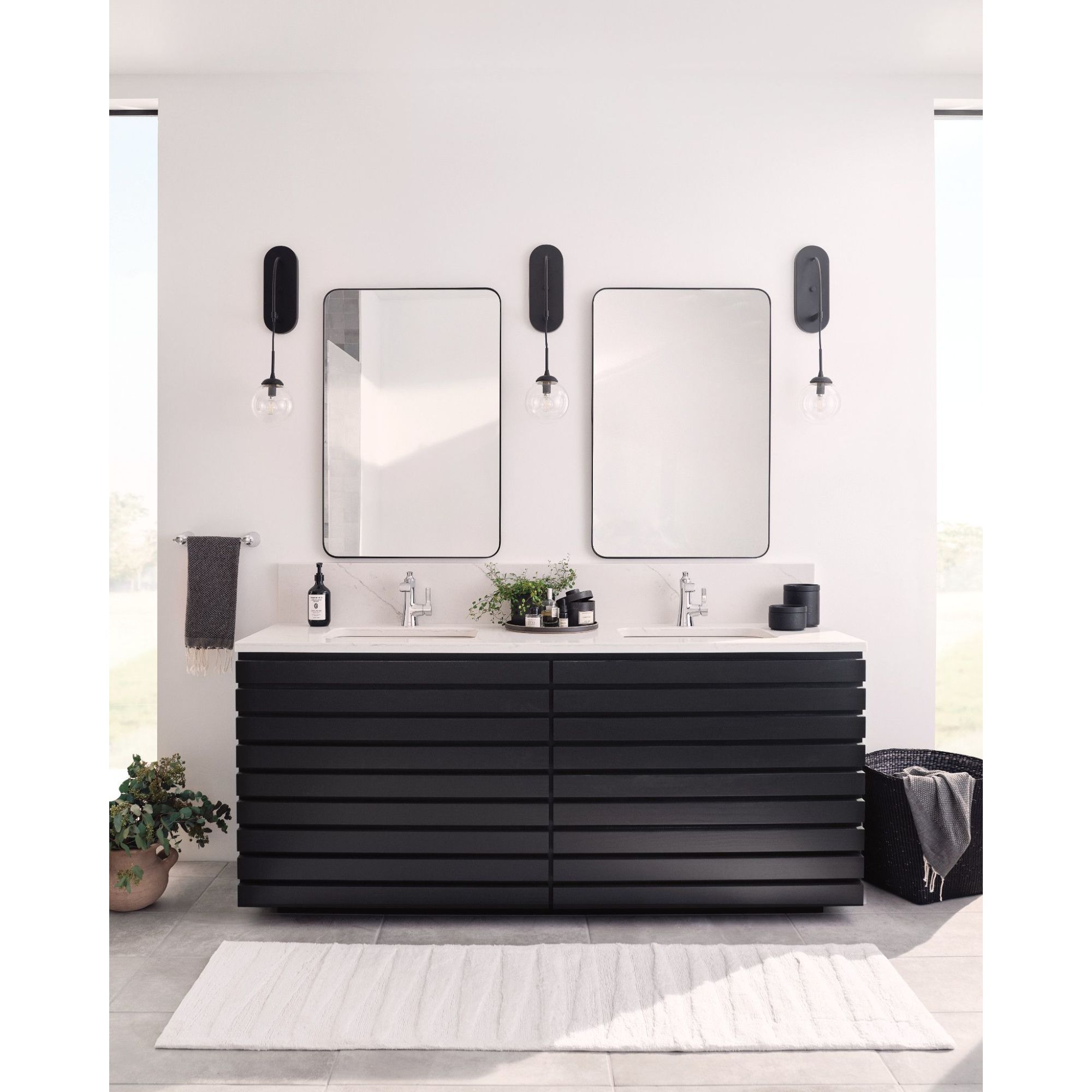 Moen S6981EW Lavatory-Faucets - View #3