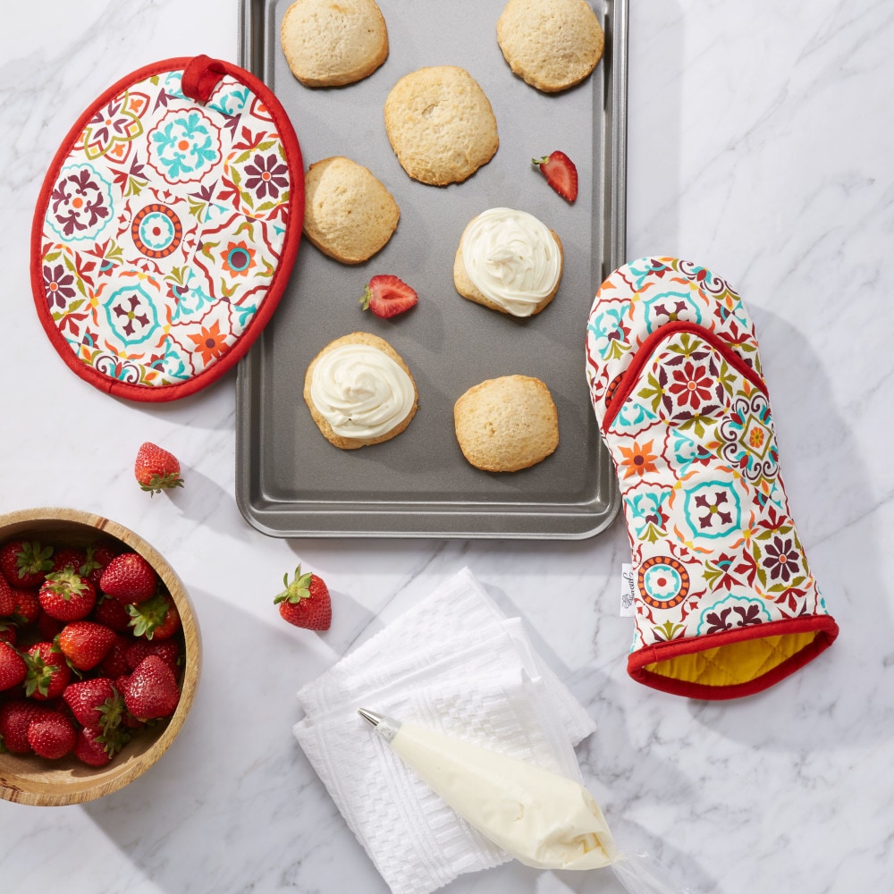 Fiesta Red and Multicolor Cotton Oven Mitt and Pot Holder Set