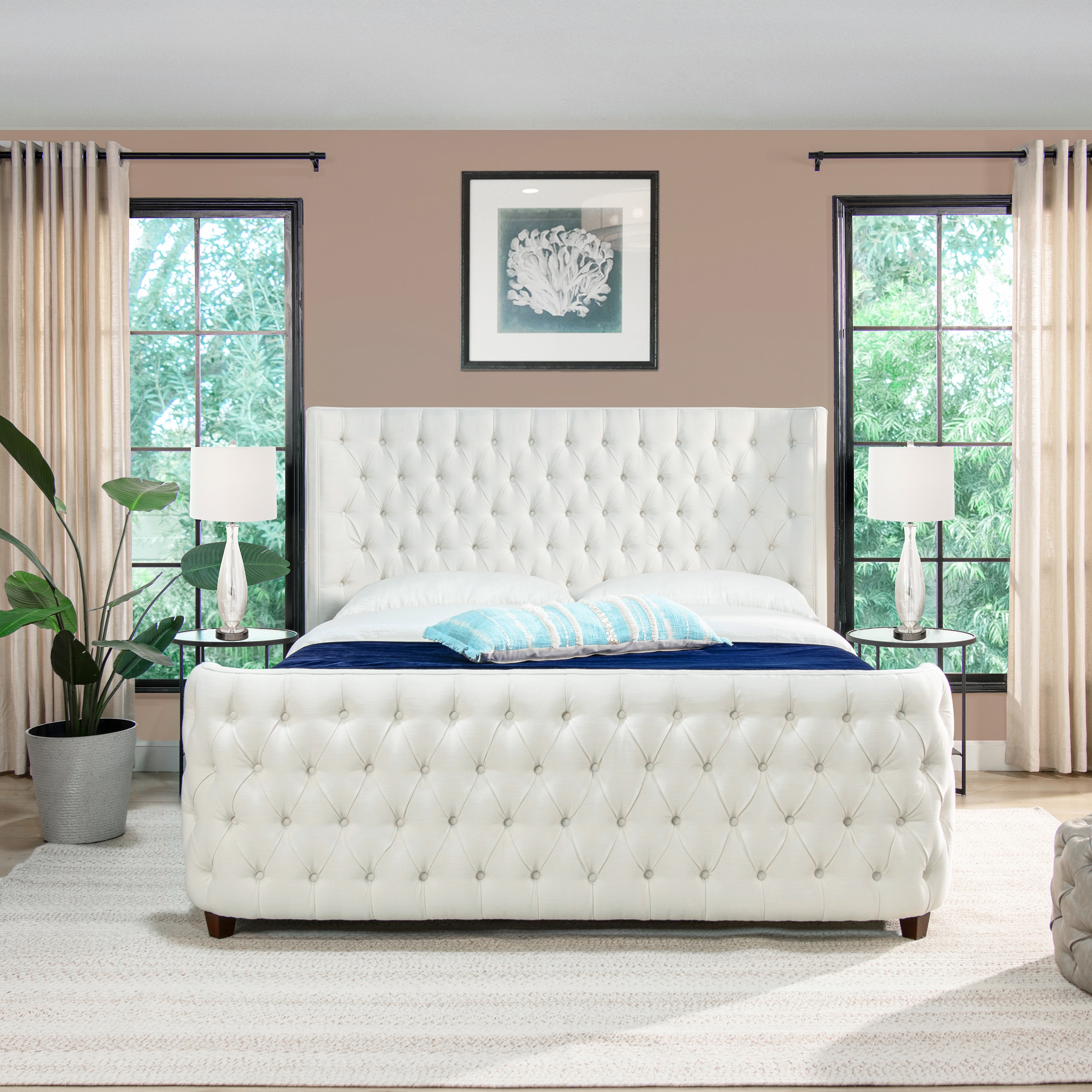 Jennifer Taylor Home 2559-879-4 beds - View #3