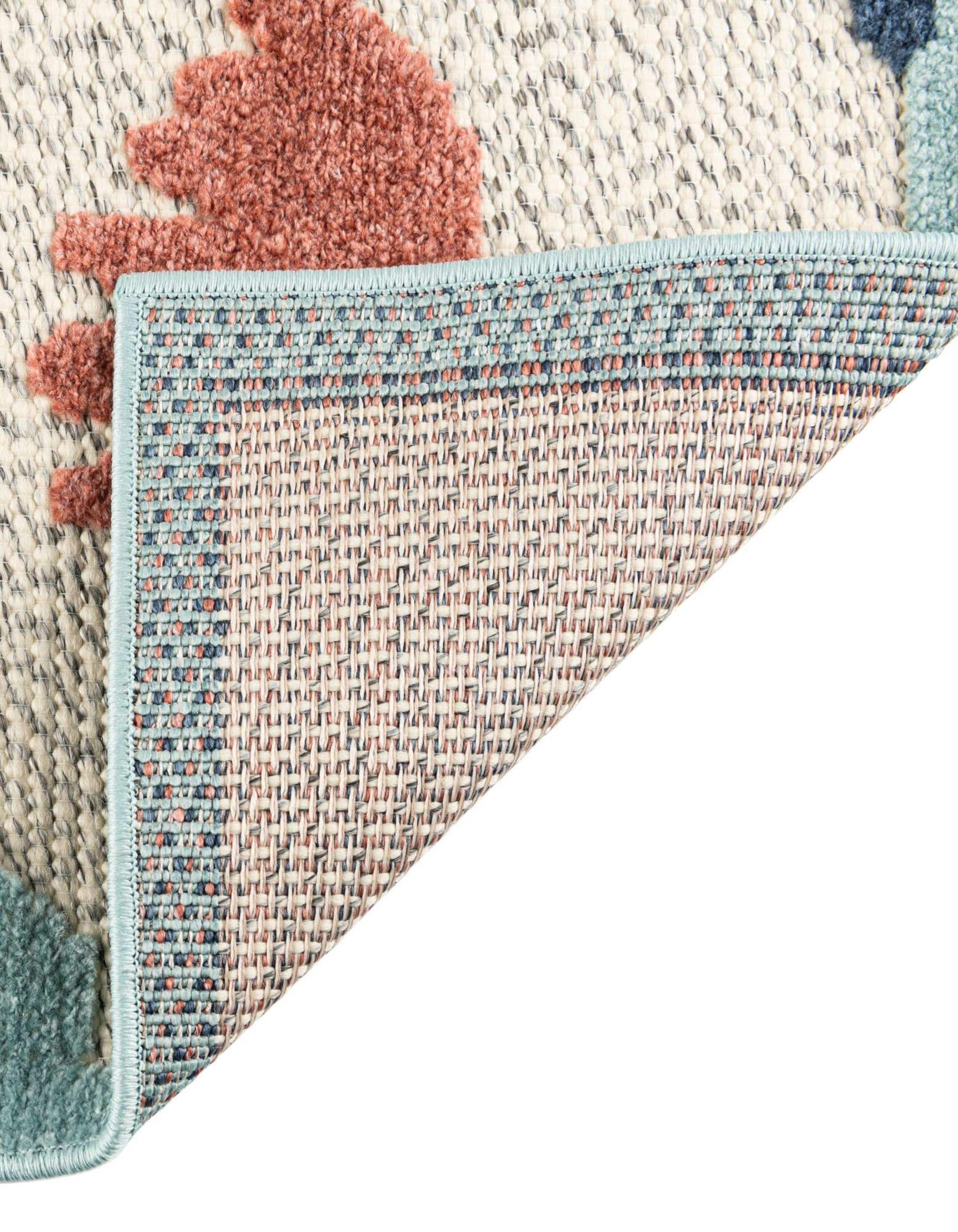 Belize Bliss White Floral 7'x10' Synthetic Outdoor Rug