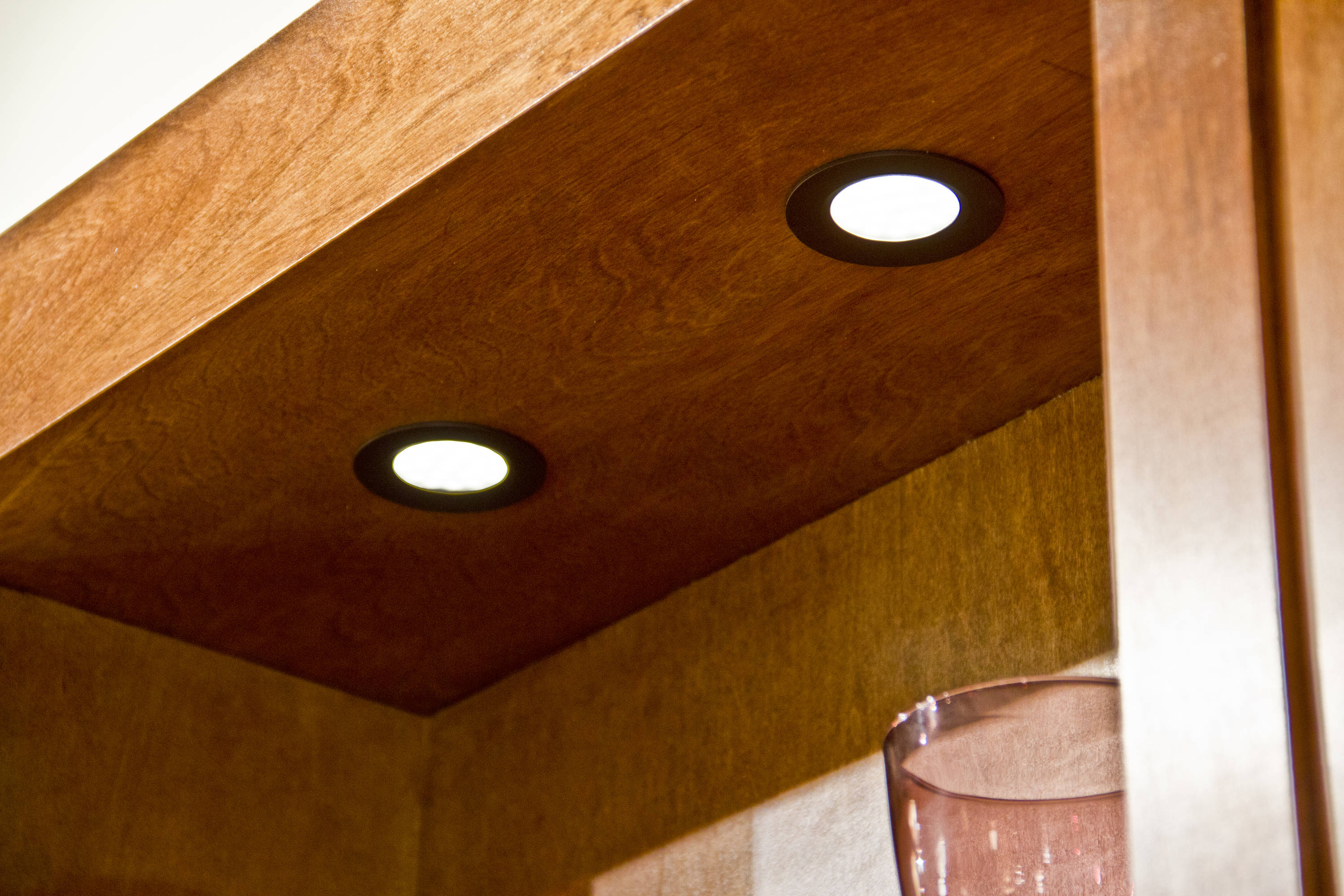 Maxim Lighting 53860BRZ Led-Cabinet-Lighting - View #2