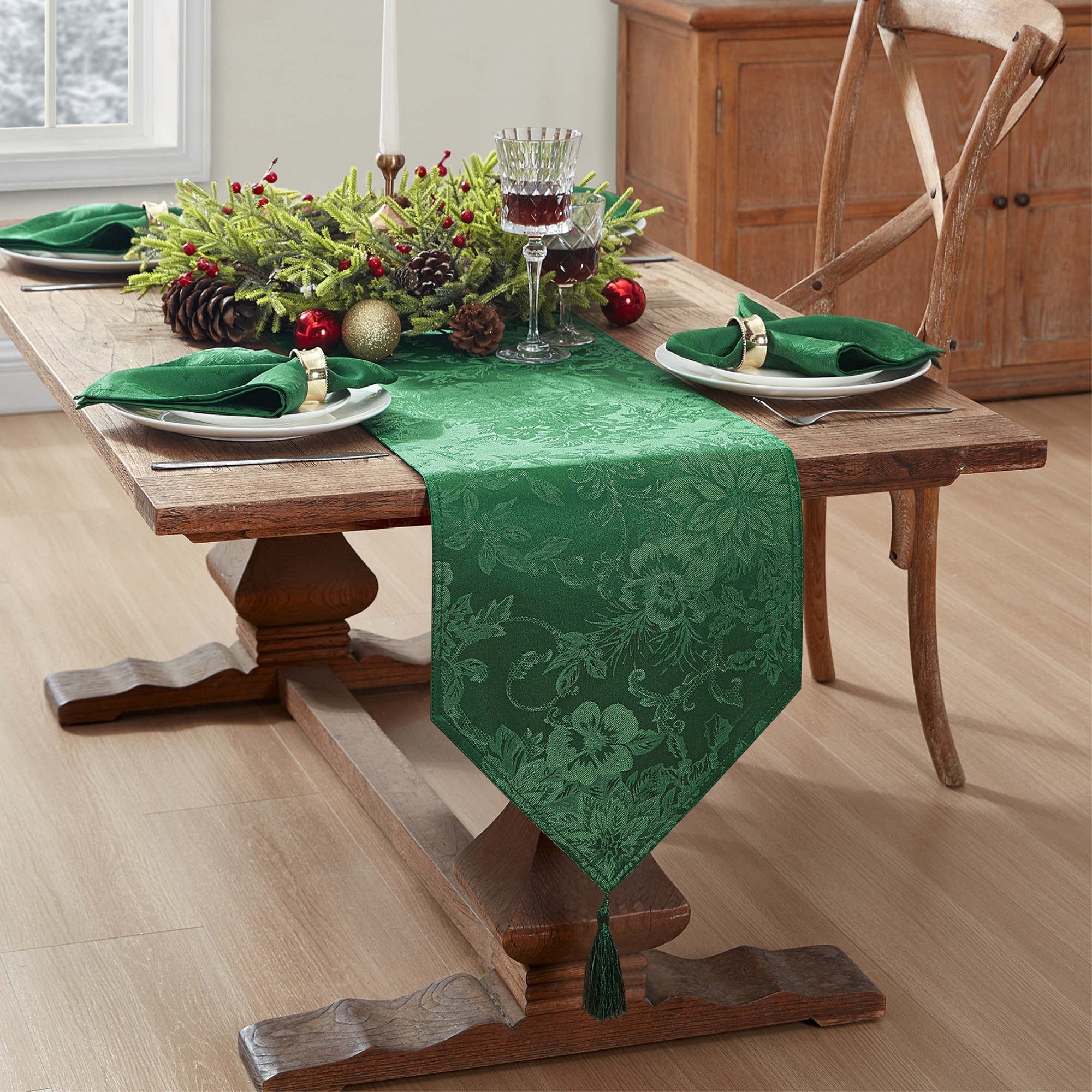 Elrene Home Fashions 739550331851 Poinsettia Elegance Jacquard Table Runner -13"x70" Indoor Green Table Cover for 5-ft rectangle