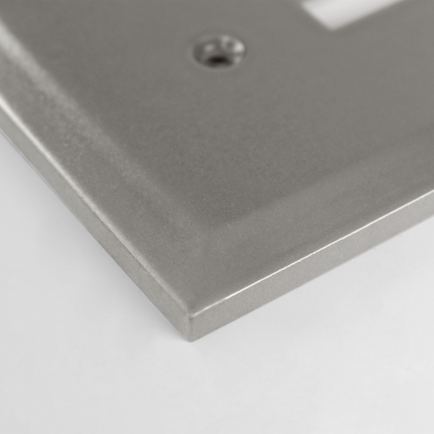 allen + roth MWP2907-024L Electrical-Wall-Plates - View #2