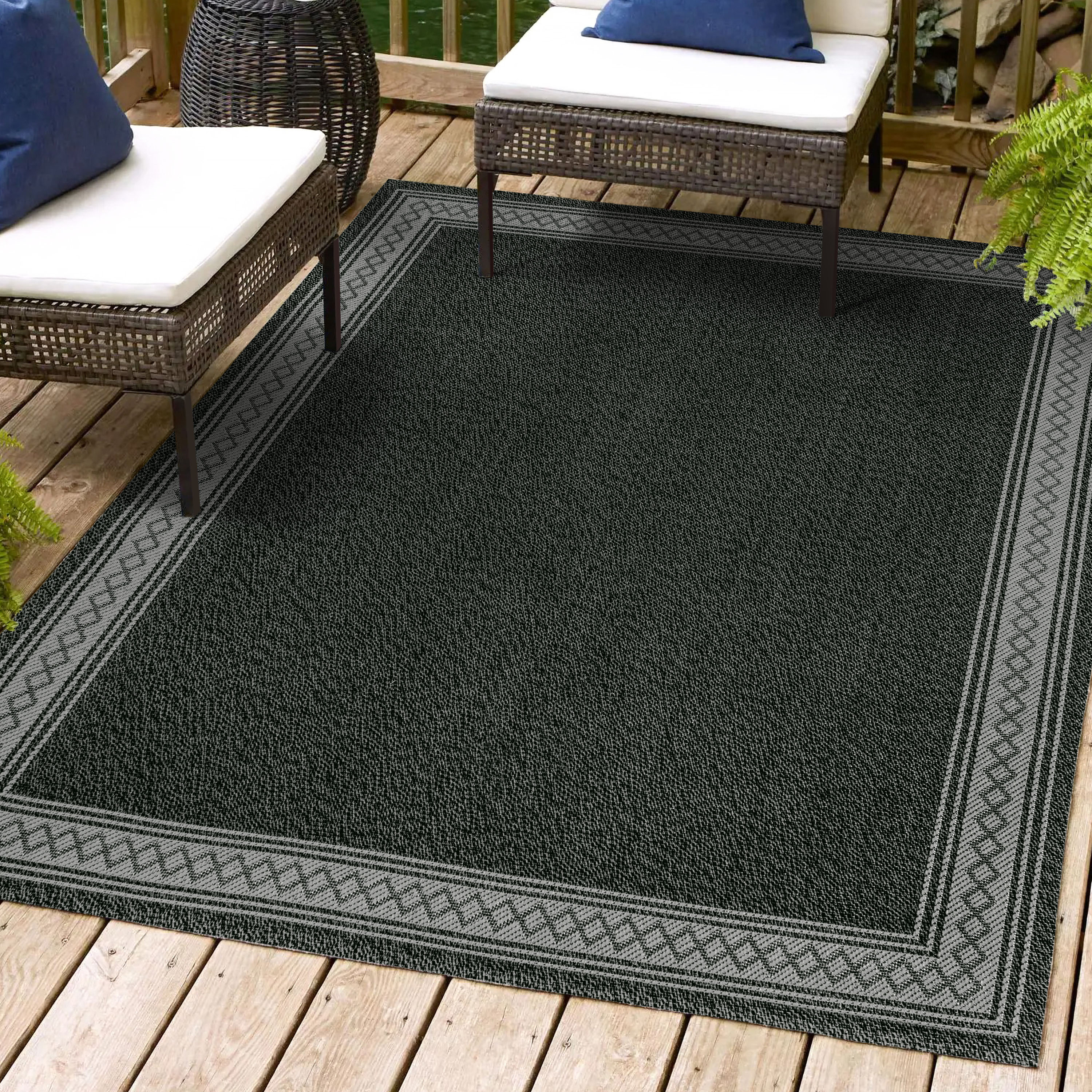 JONATHAN  Y SMB207G-5 Santa Monica Lucia Diamond 5 x 8 (ft) Loomed Polypropylene Black/Gray Rectangular Indoor/Outdoor Border Farmhouse/Cottage Area rug