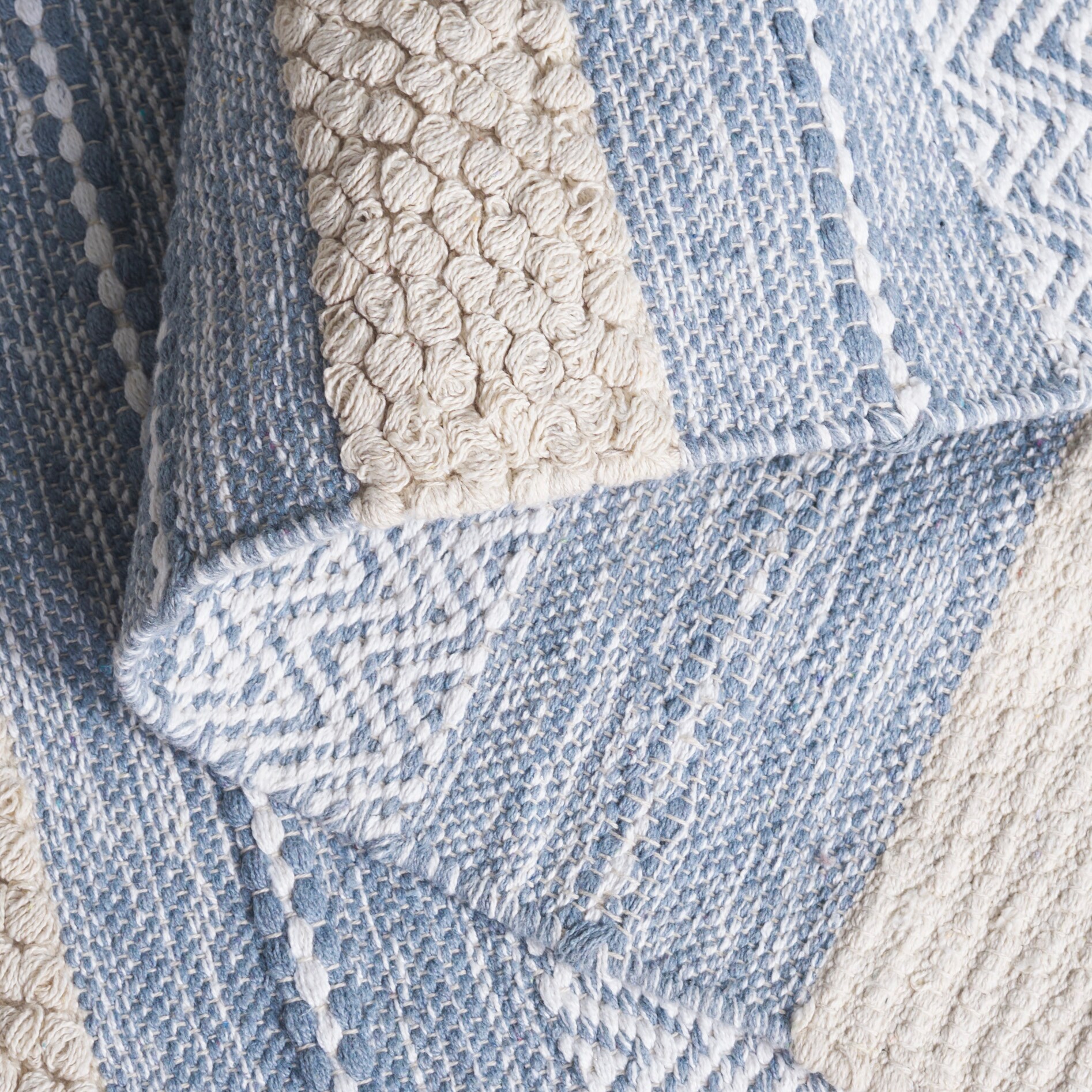 Safavieh MTK976F-4 rugs - View #6