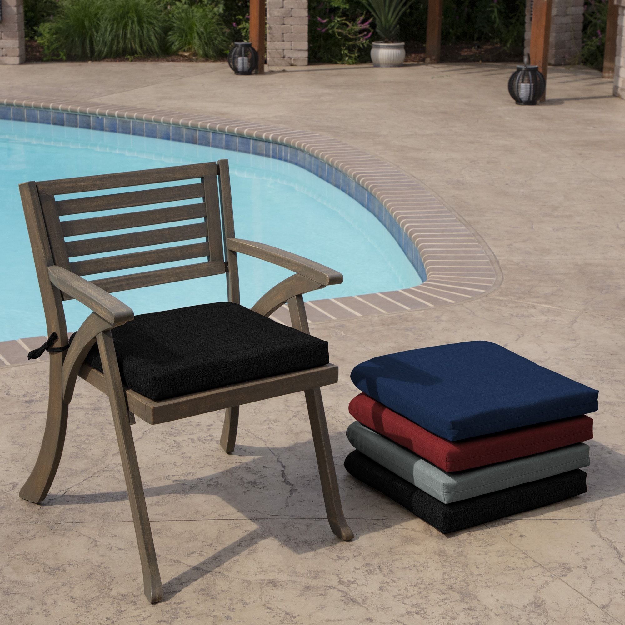 Arden Selections 18-in x 19-in Black Leala Texture Patio Chair Cushion ...